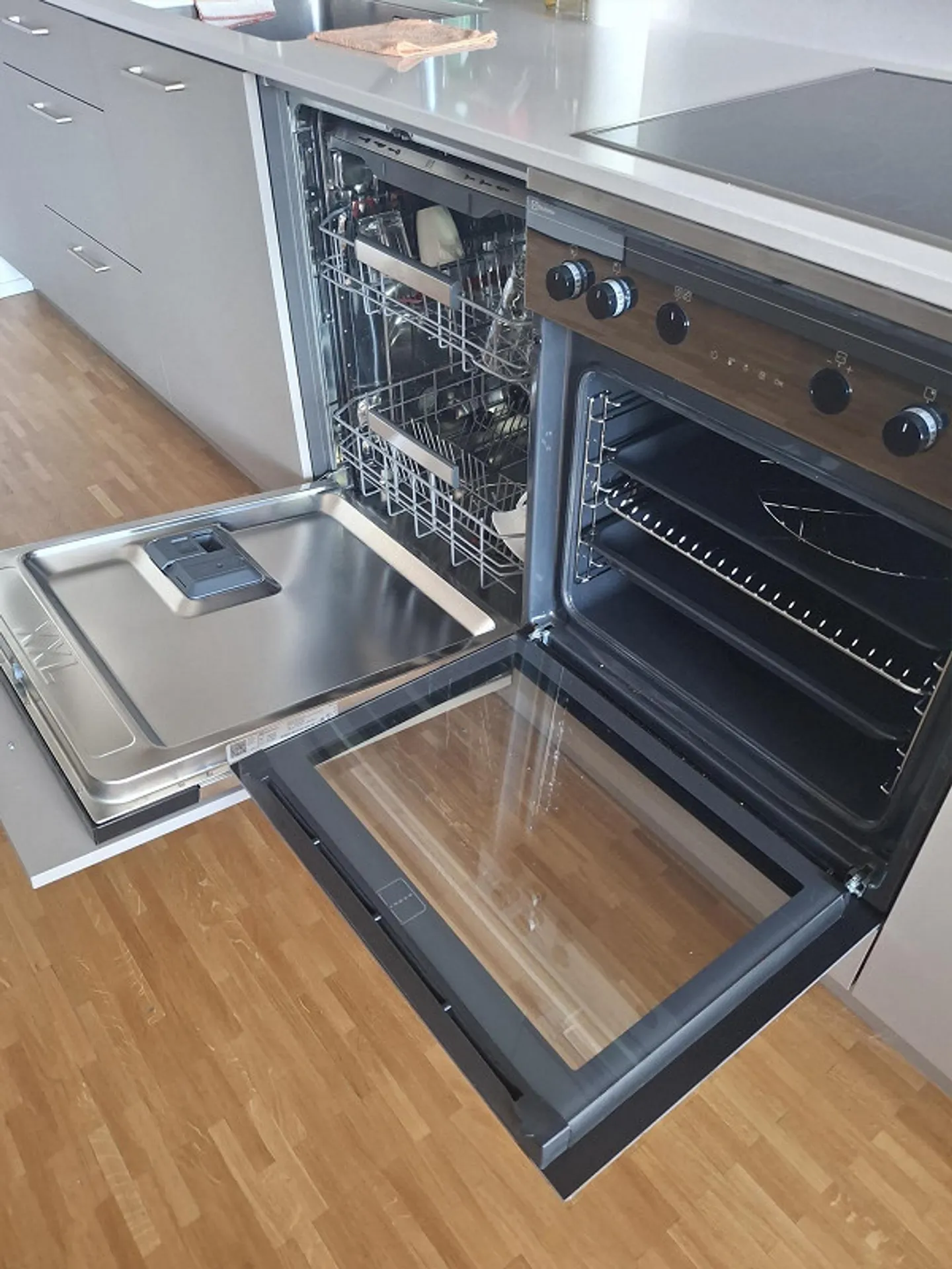 Charmante Wohnung mit Balkon - Foto 3 von 7
