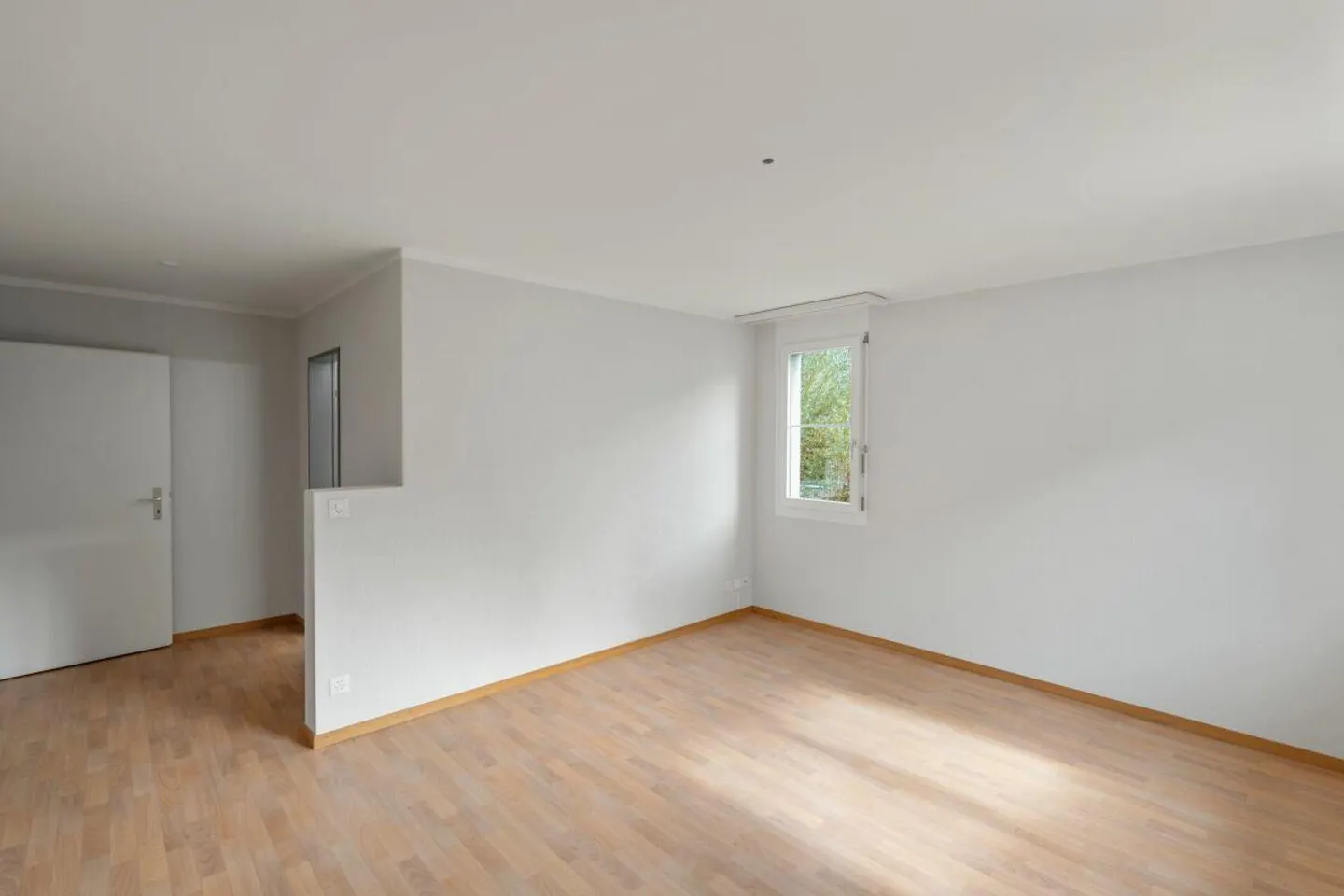 Appartamento 4½ locali nel cuore di Rüti ZH - Foto 3 di 5