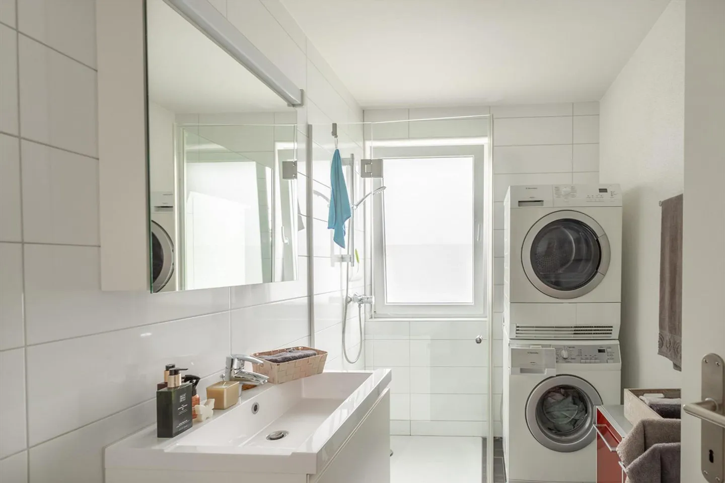 Appartamento moderno in una posizione idilliaca e tranquilla - Foto 7 di 9