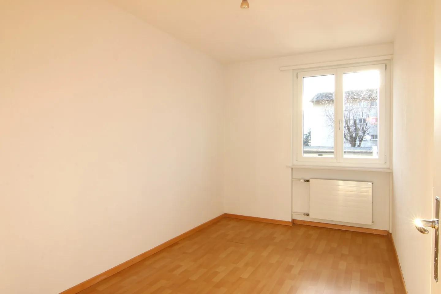 Appartement lumineux de 3 pièces après rénovation complète à Biberist - Photo 6 sur 9