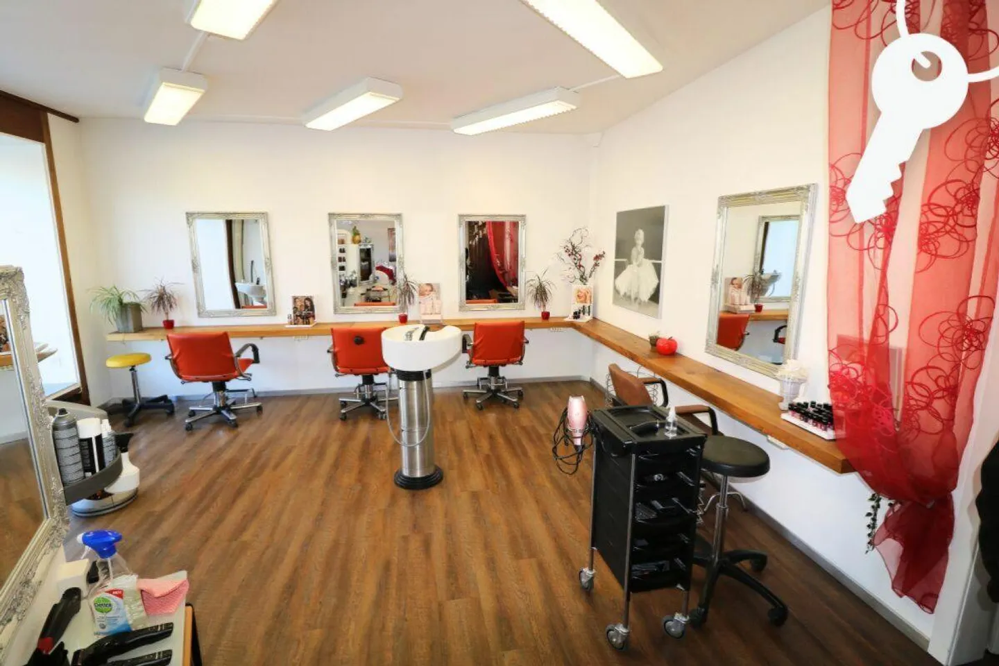 Gemischt genutztes Gebäude mit Tradition - Foto 4 von 18