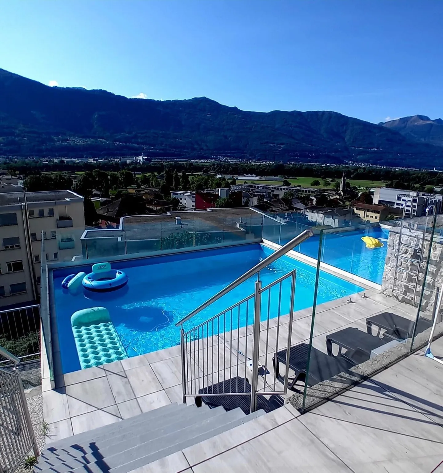 Gemütliche und geräumige Villa mit offener Aussicht! - Foto 9 von 9