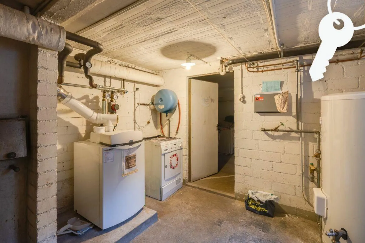 Gemischt genutztes Gebäude mit Tradition - Foto 16 von 18