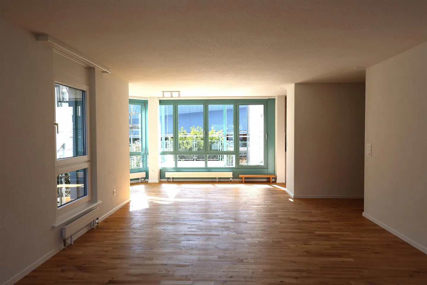 Geräumige Wohnung in Muri - Foto 3 von 9