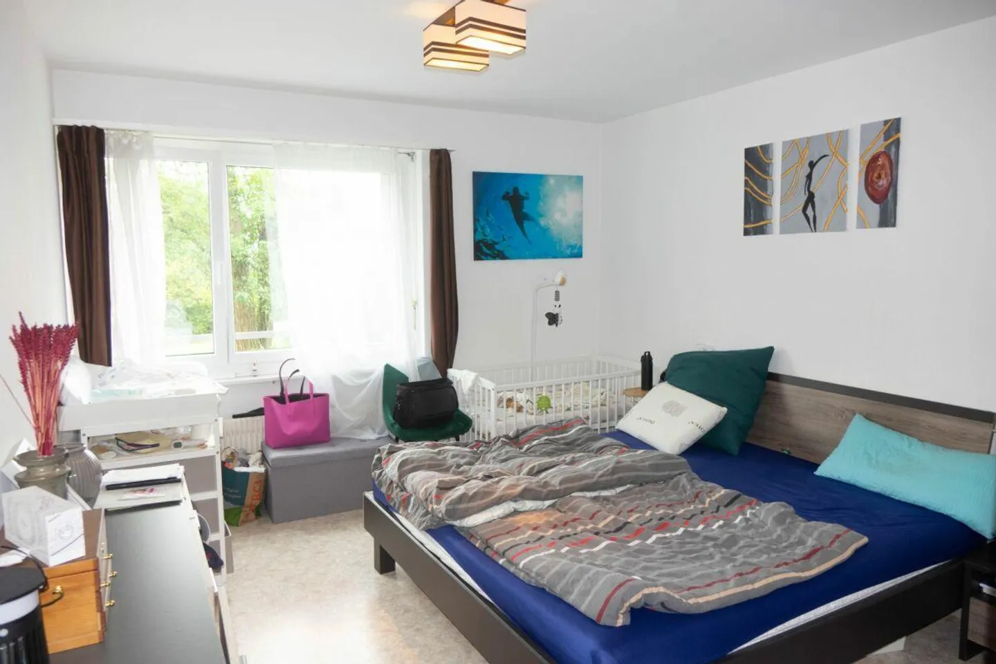 bright apartment with garden seating area - Photo 4 of 7