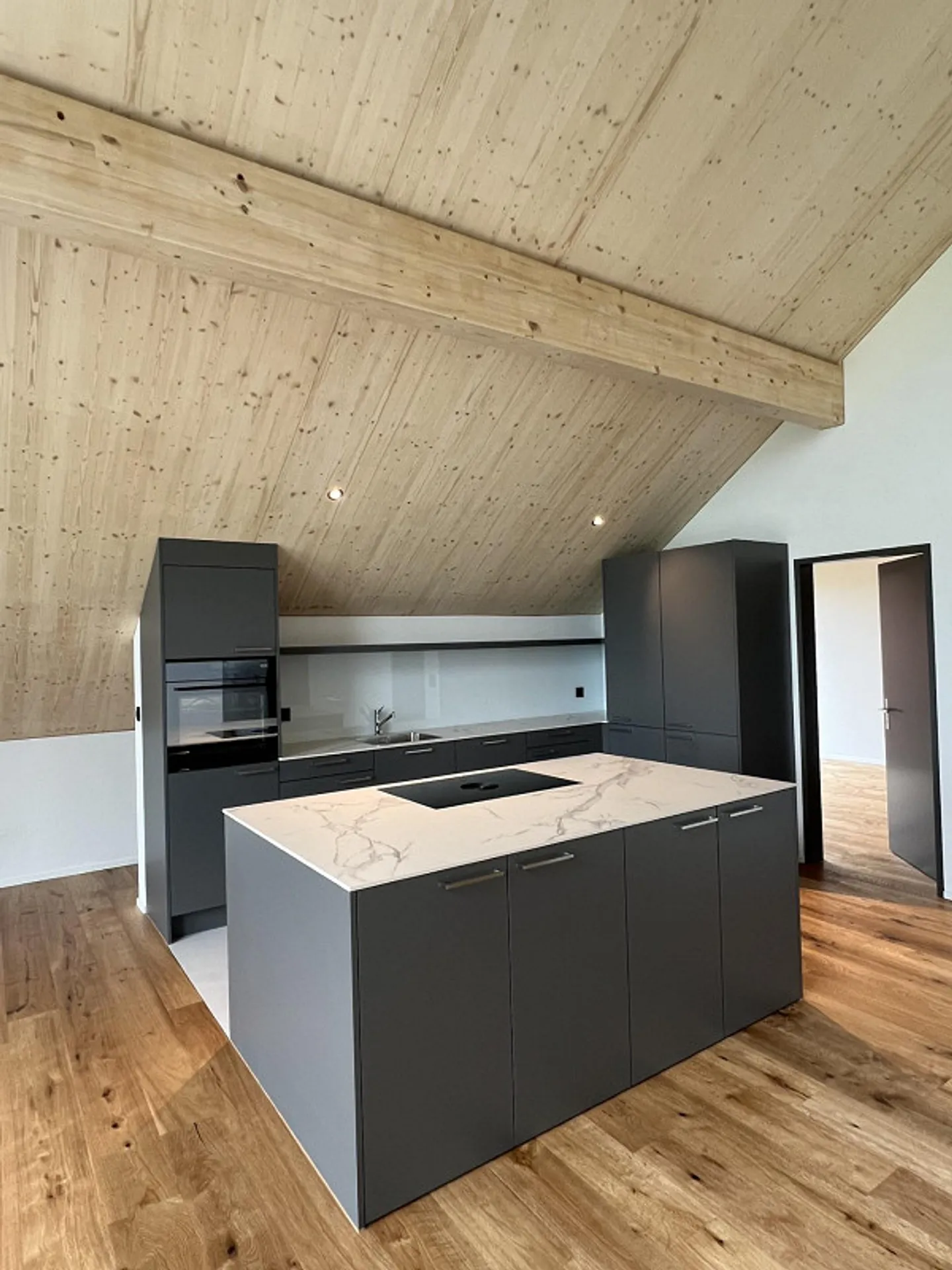 4.5 Room New Apartment - Photo 11 of 18