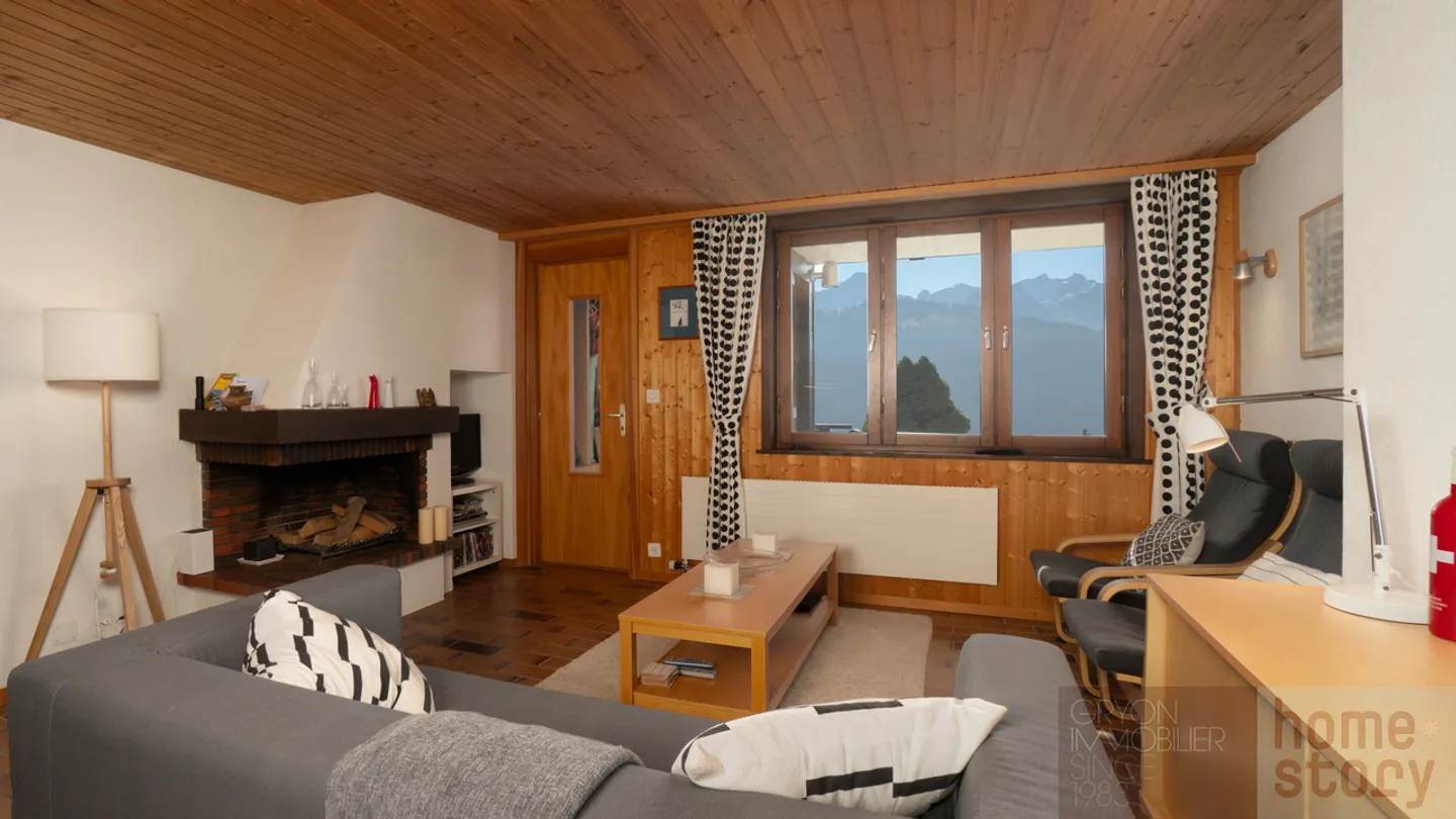 3.5-room apartment with panoramic view, terrace and access to slopes - Photo 4 of 12