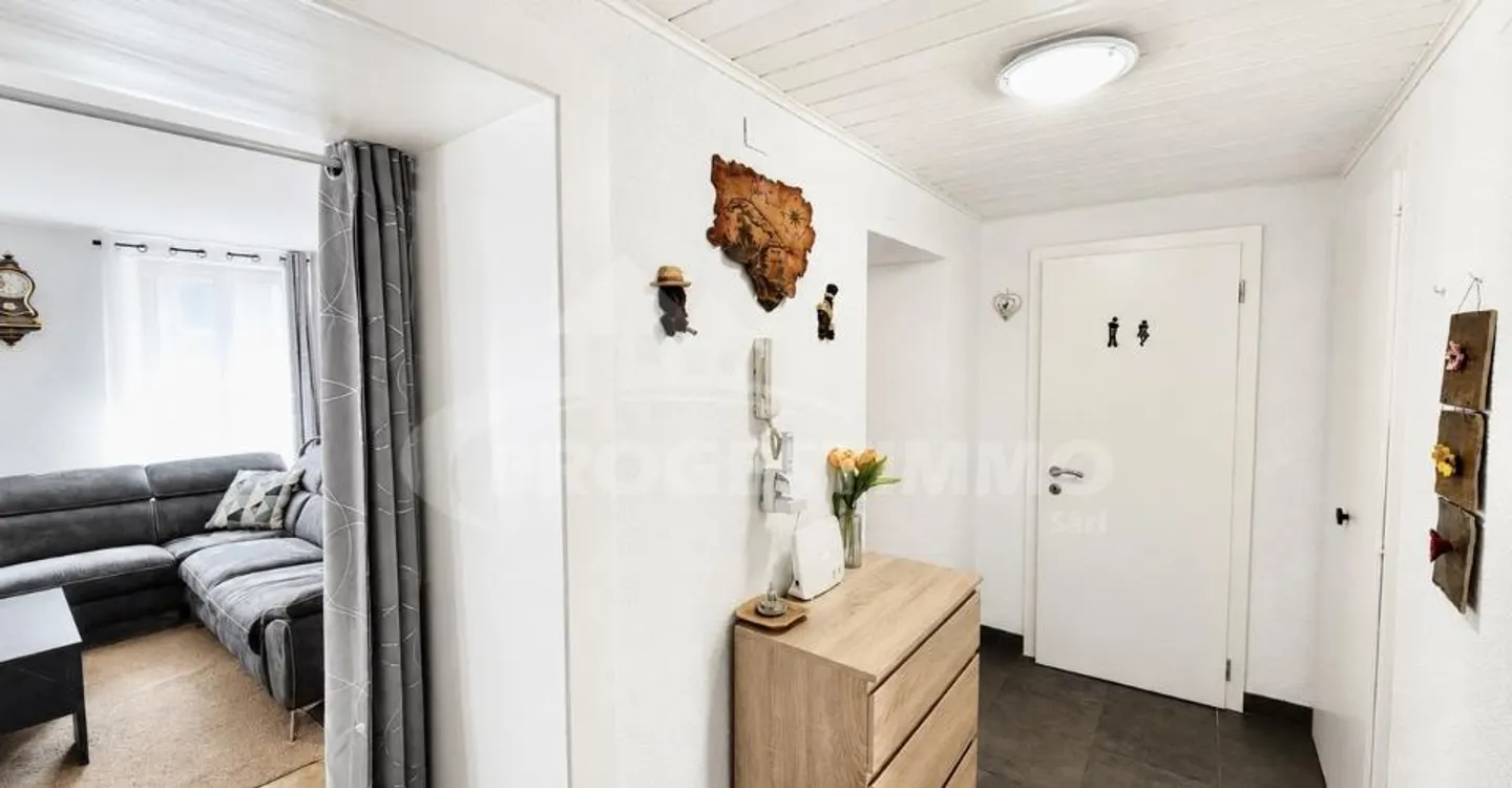 Charming Apartment with Spacious Panoramic Terrace - Photo 6 of 10