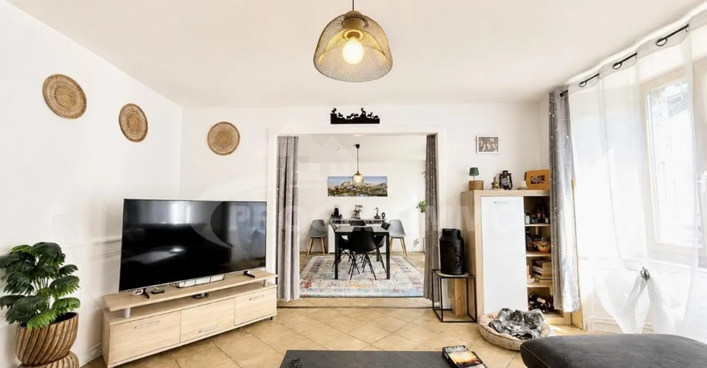 Charming Apartment with Spacious Panoramic Terrace - Photo 1 of 10