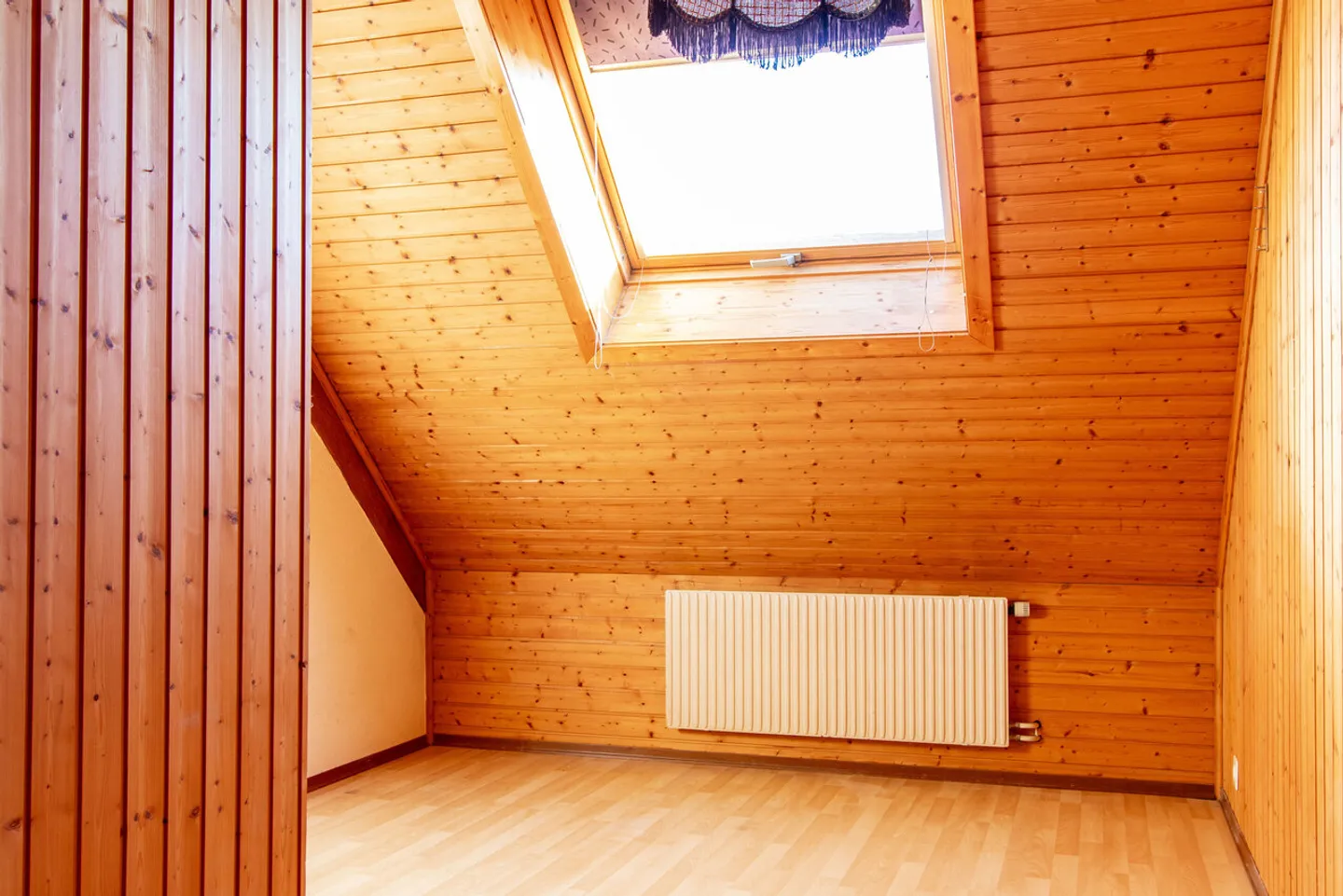 Appartement duplex 4.5 pièces avec cave à vin
La tradition rencontre le potentiel - Photo 10 sur 15