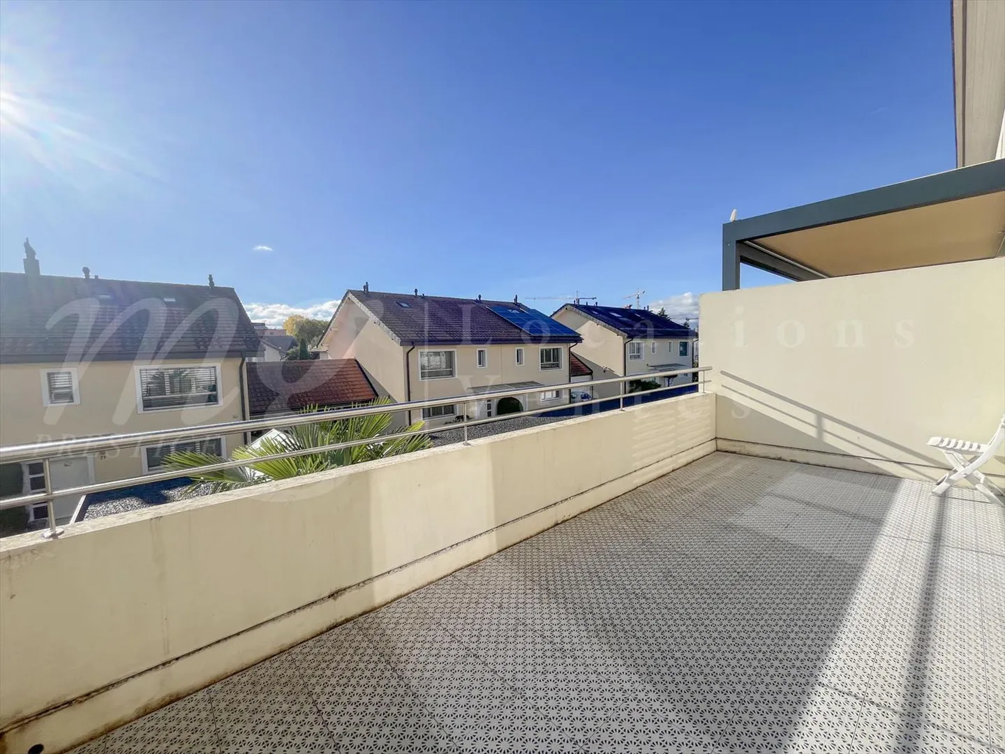 Attique 5 pièces - Photo 1 sur 8