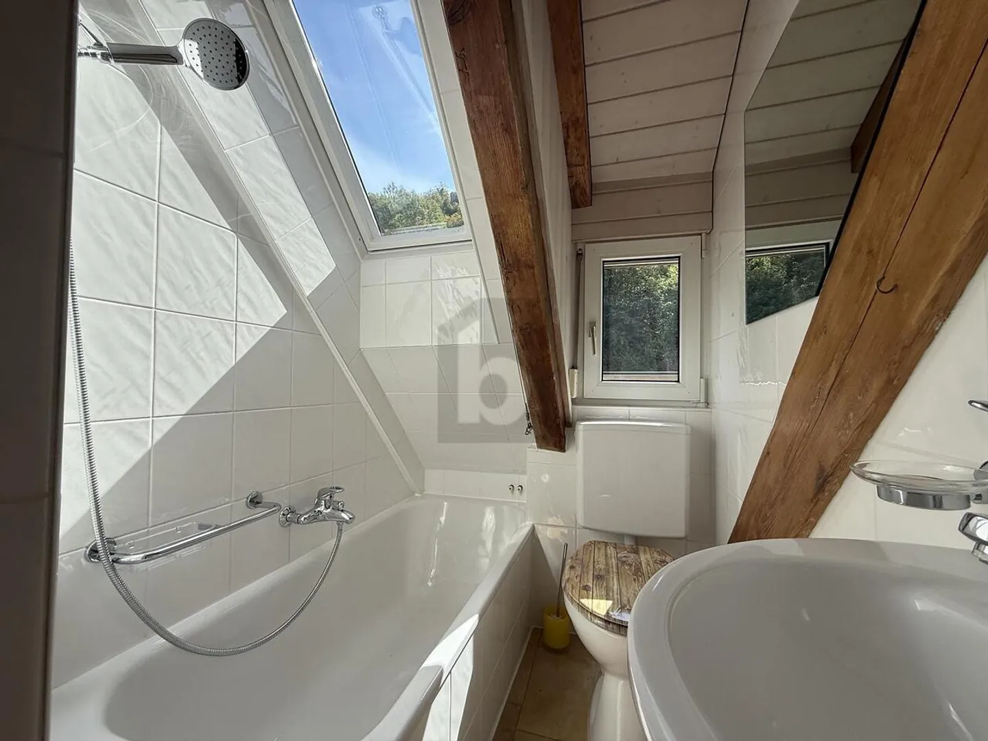 WITH TWO BALCONIES &amp; DREAMLIKE VIEW - Photo 5 of 6