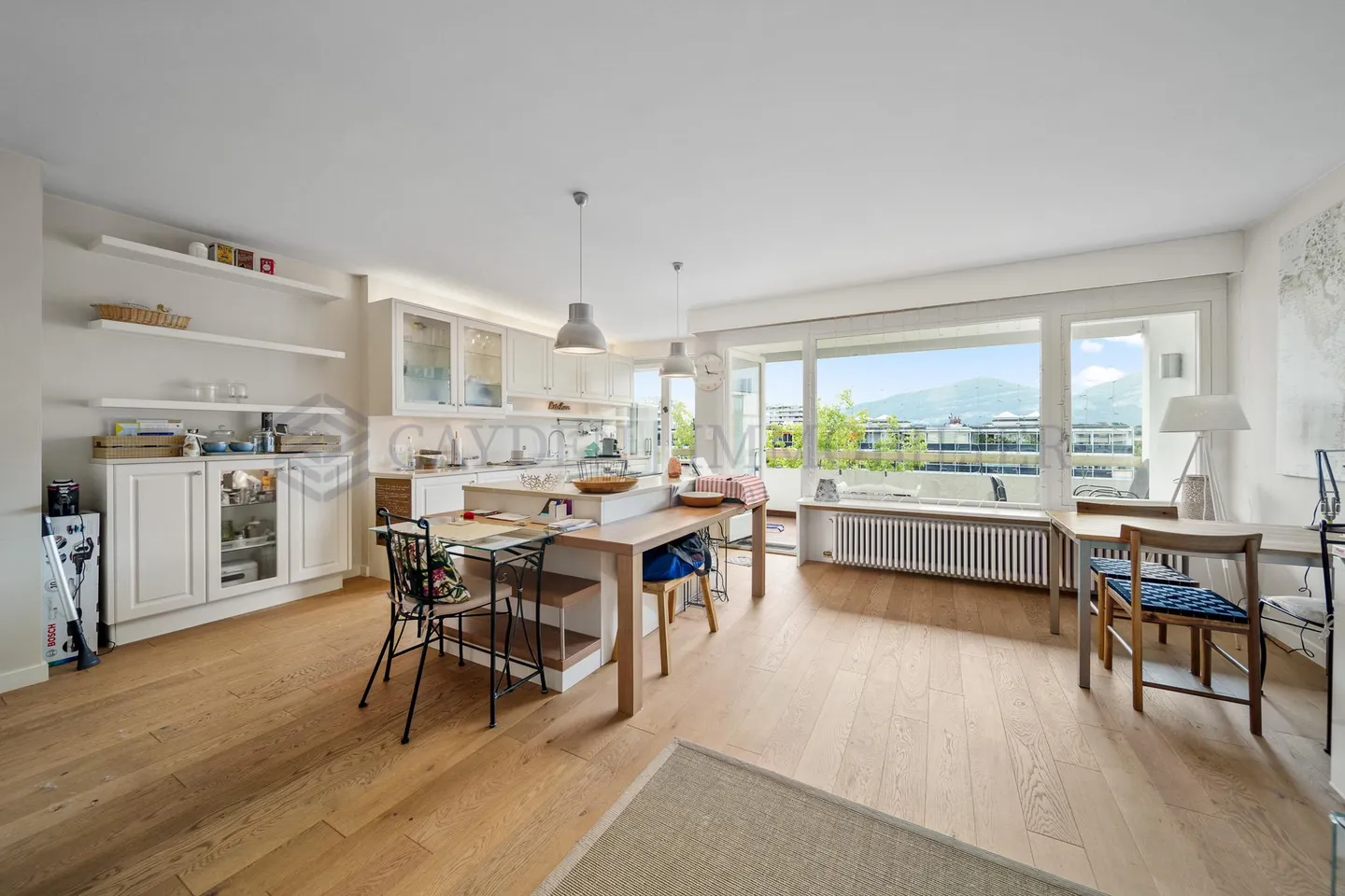 Luxus-Penthouse in Genève - Foto 2 von 6