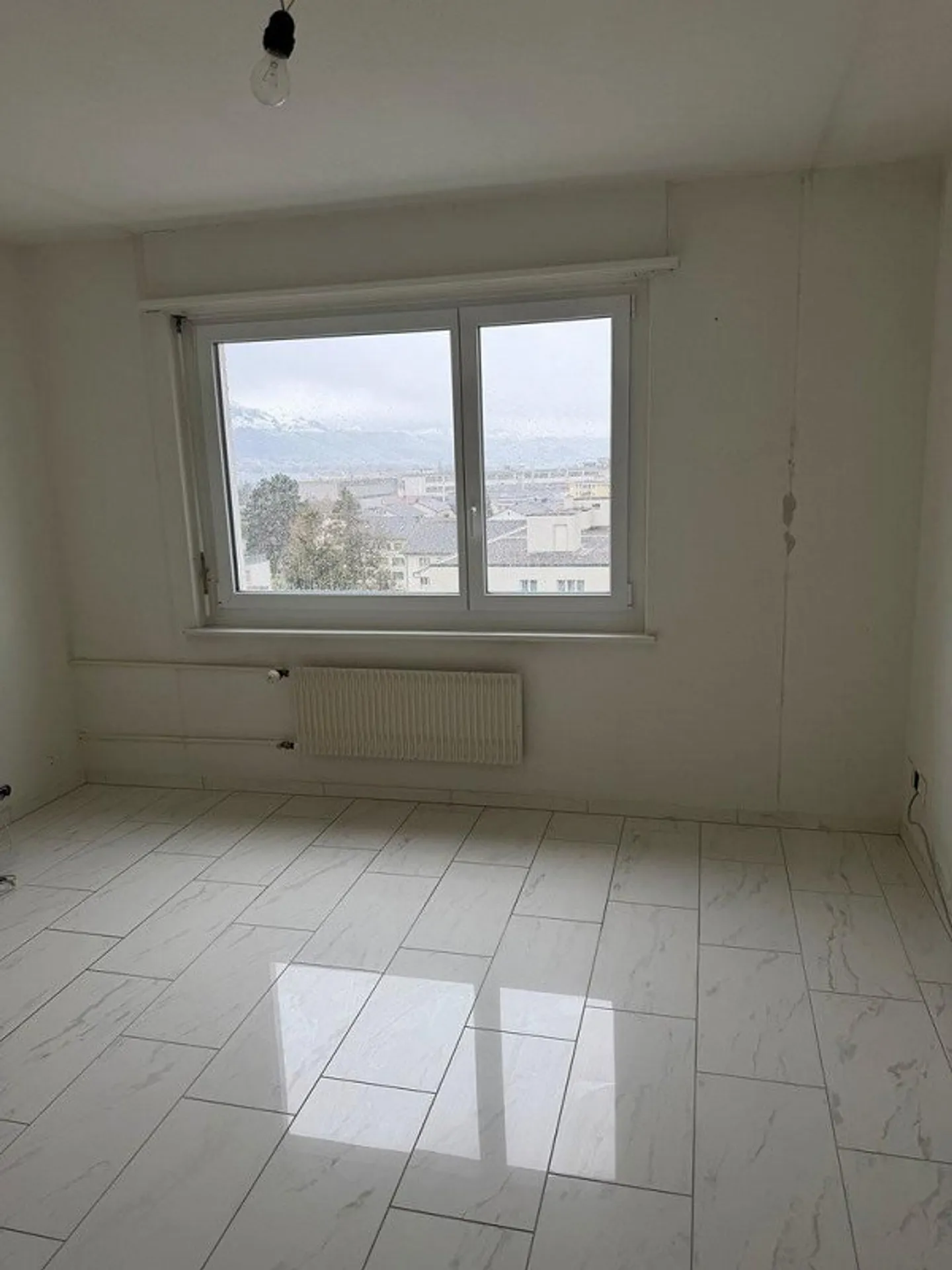 RENT WITHOUT DEPOSIT - Dreamlike view over the city and lake - Photo 6 of 9