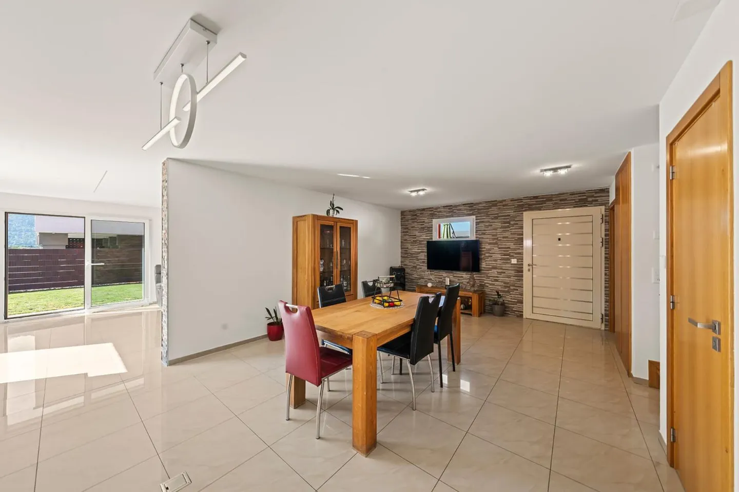 Incantevole villa di 4,5 stanze di 130 m2 a Vétroz su un lotto di 463 m2 - Foto 6 di 13