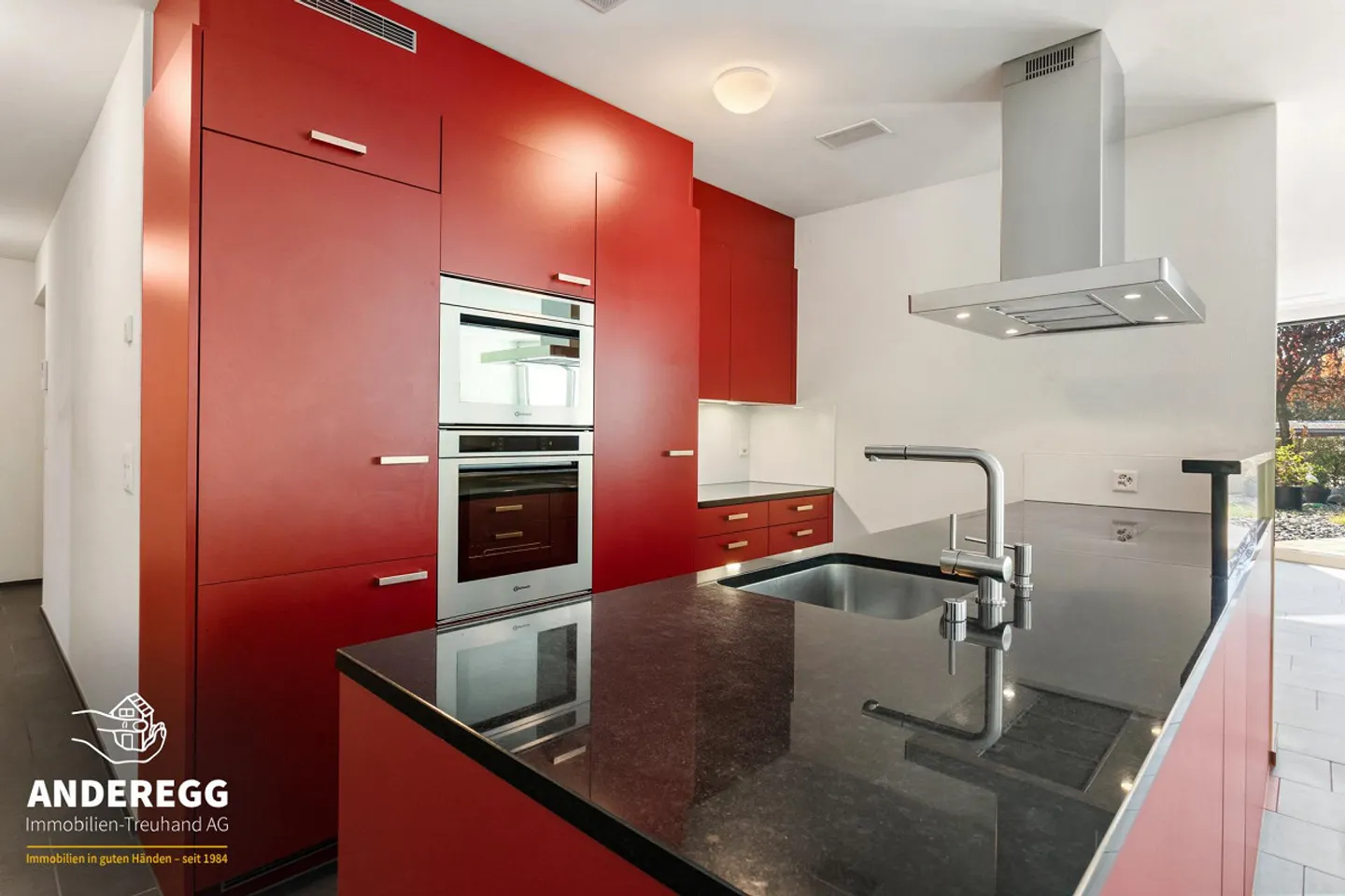 Appartamento giardino 3,5 locali con molta privacy, grande area giardino ... - Foto 5 di 13