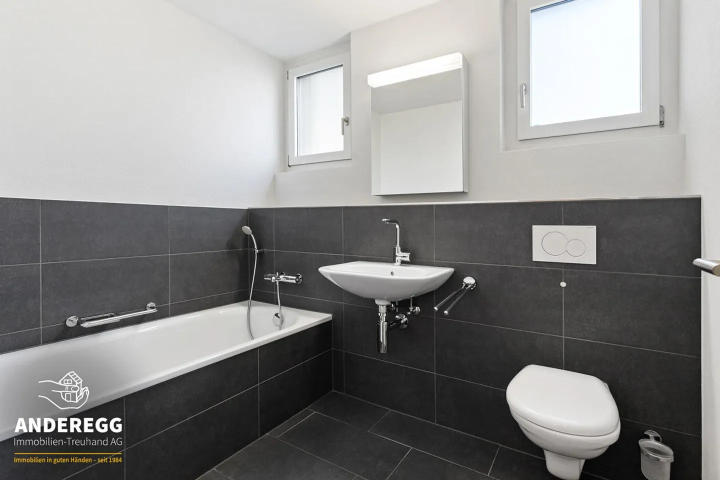 Appartamento giardino 3,5 locali con molta privacy, grande area giardino ... - Foto 10 di 13