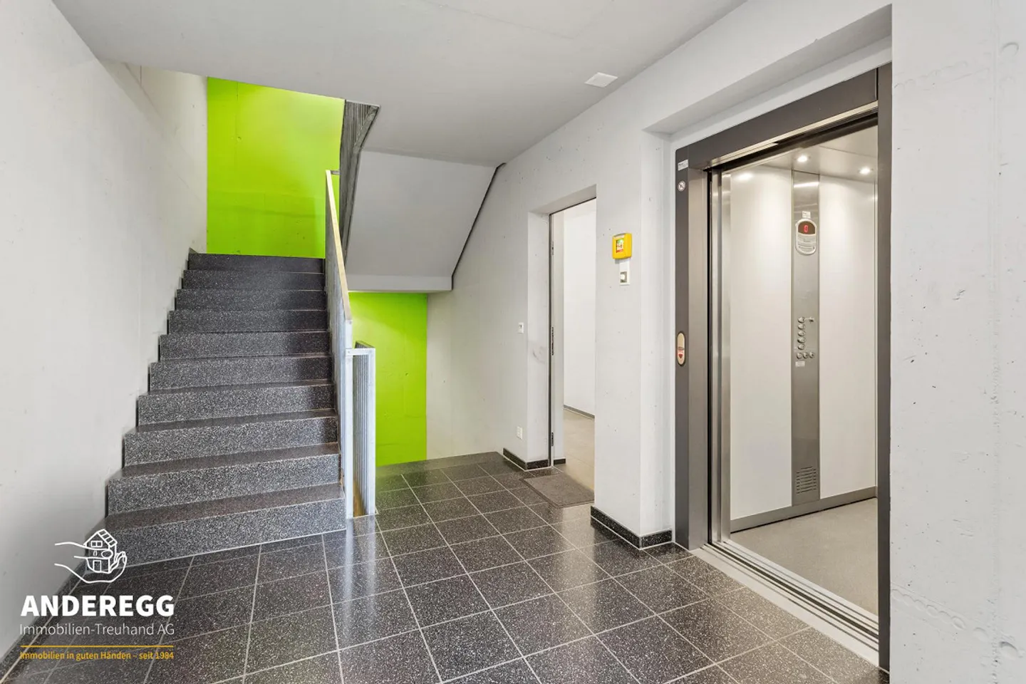 Appartamento giardino 3,5 locali con molta privacy, grande area giardino ... - Foto 12 di 13