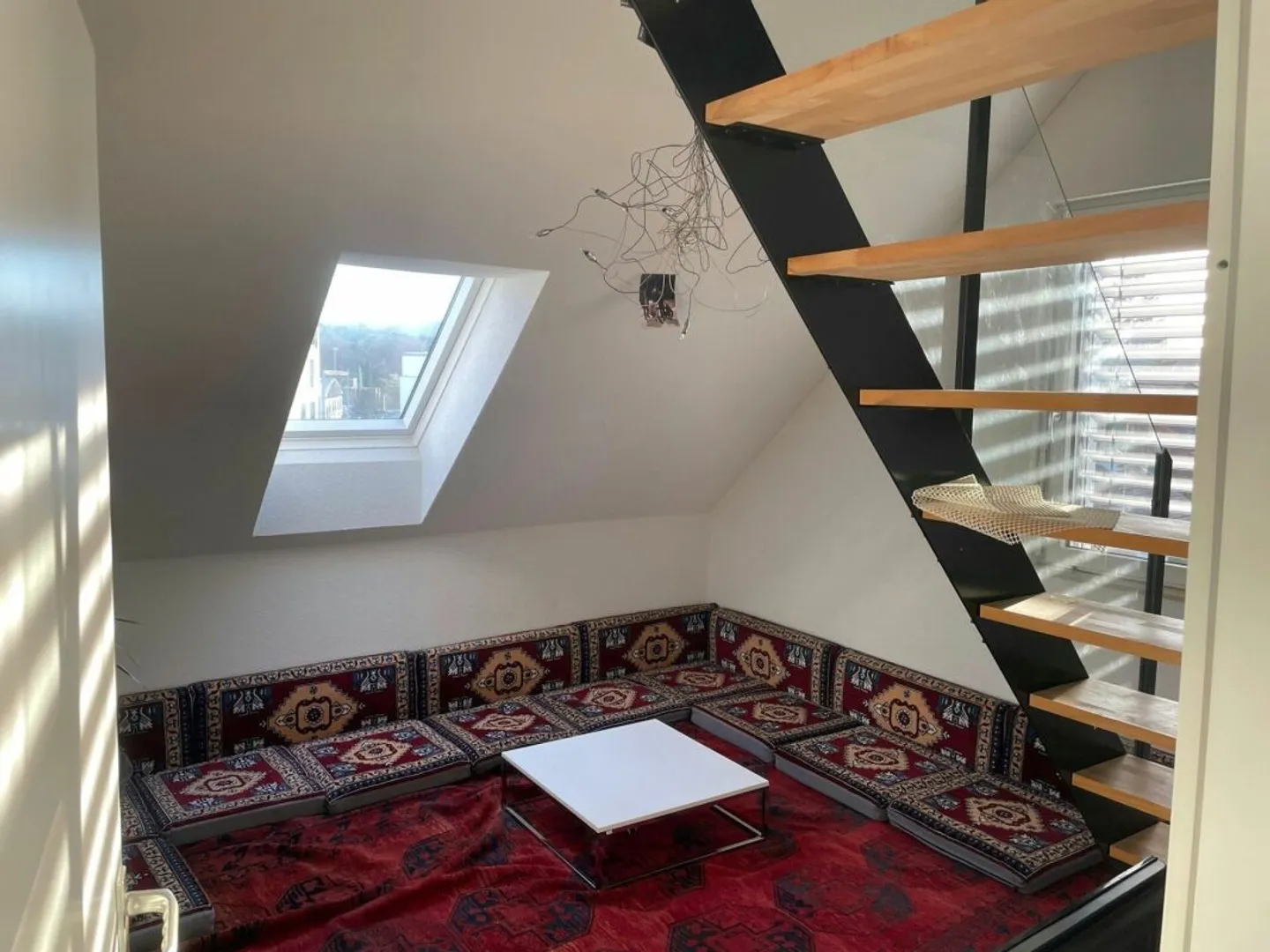 Modern 3.5 Room Apartment - Photo 4 of 8