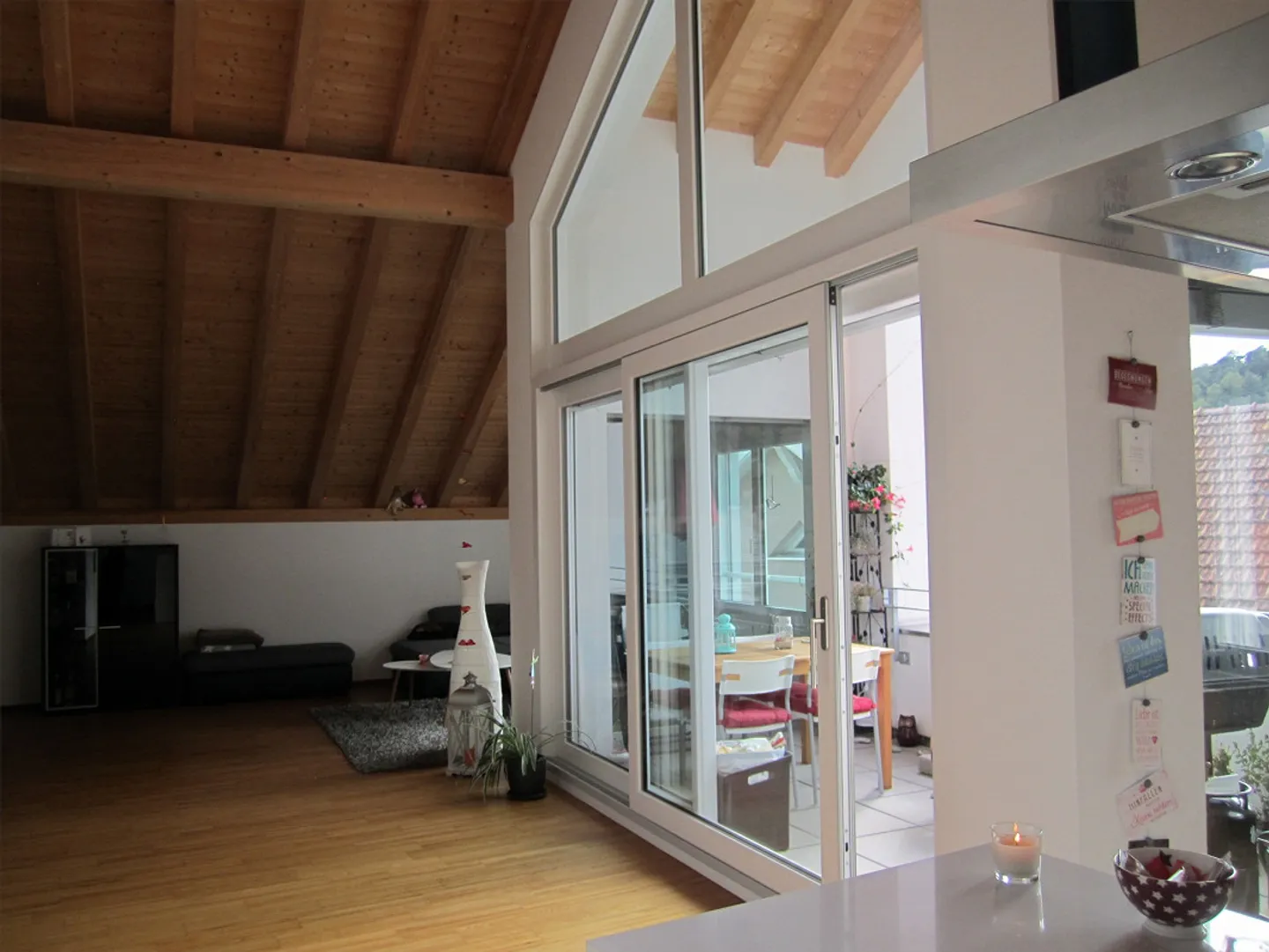 Appartamento mansardato di 3,5 locali nel cuore di Ems - Foto 5 di 12