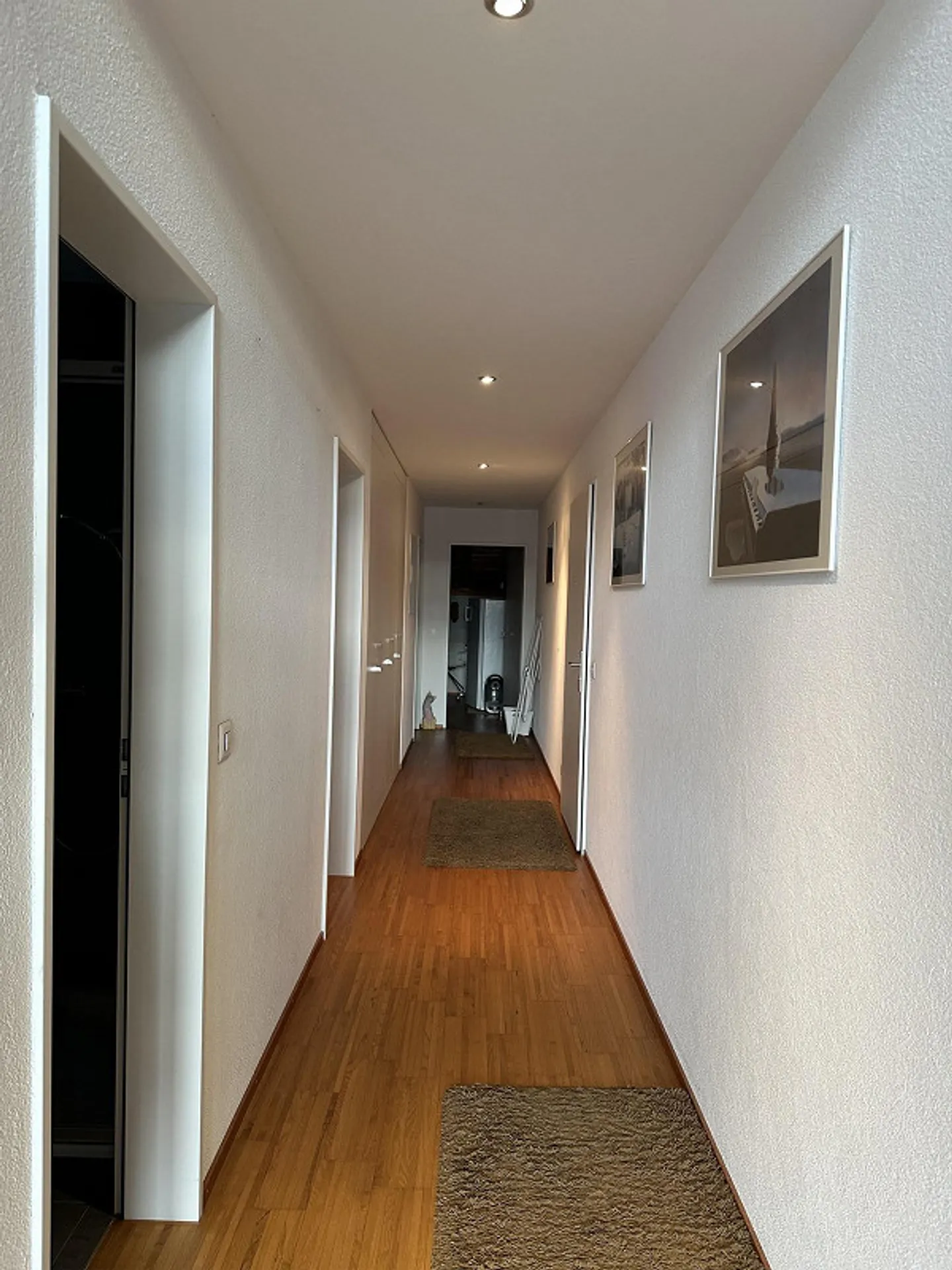 Appartamento mansardato di 3,5 locali nel cuore di Ems - Foto 8 di 12