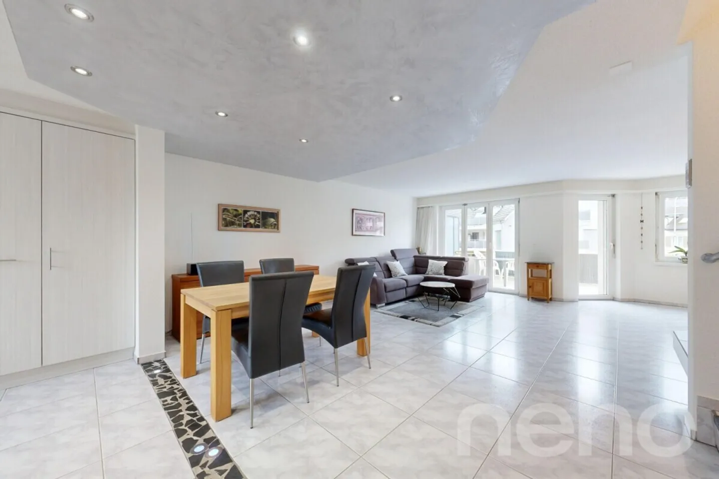 Appartement spacieux et lumineux de 5,5 pièces à Schübelbach - Photo 3 sur 12