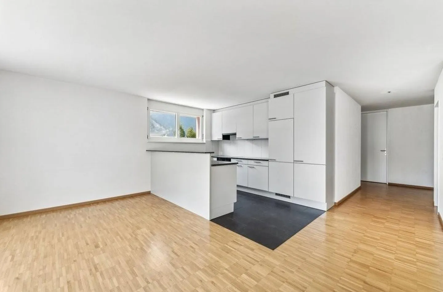 Appartamento moderno e spazioso in una posizione tranquilla - Foto 2 di 8