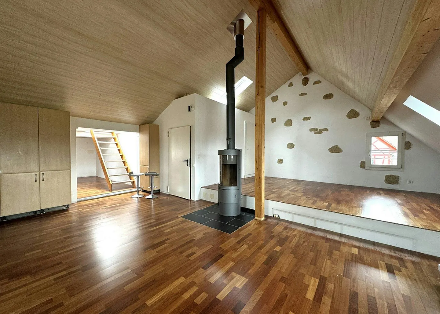Loft élégant avec un sentiment de vie particulier à Rheinau - Photo 1 sur 9