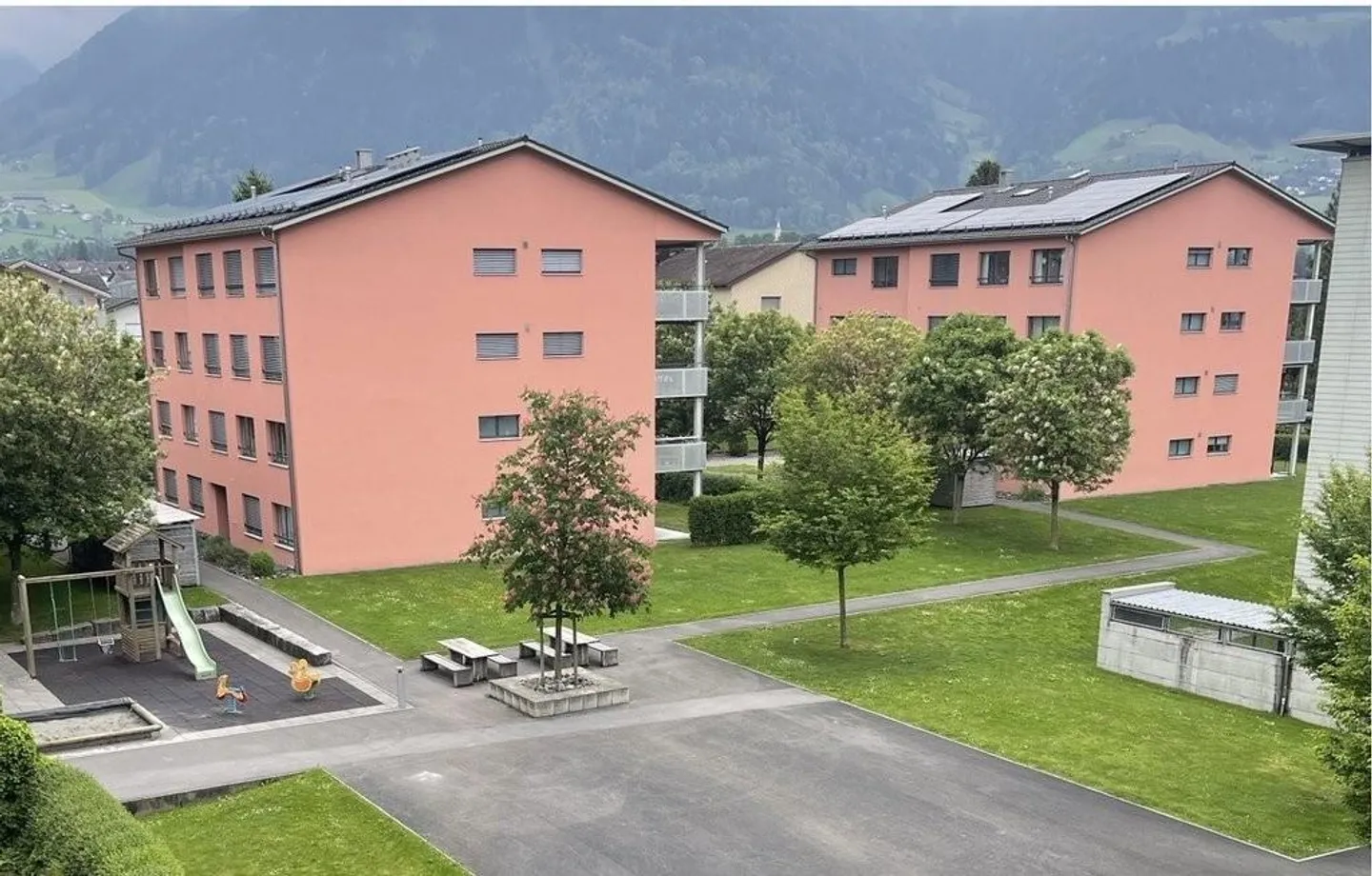 Appartamento moderno e spazioso in una posizione tranquilla - Foto 1 di 8