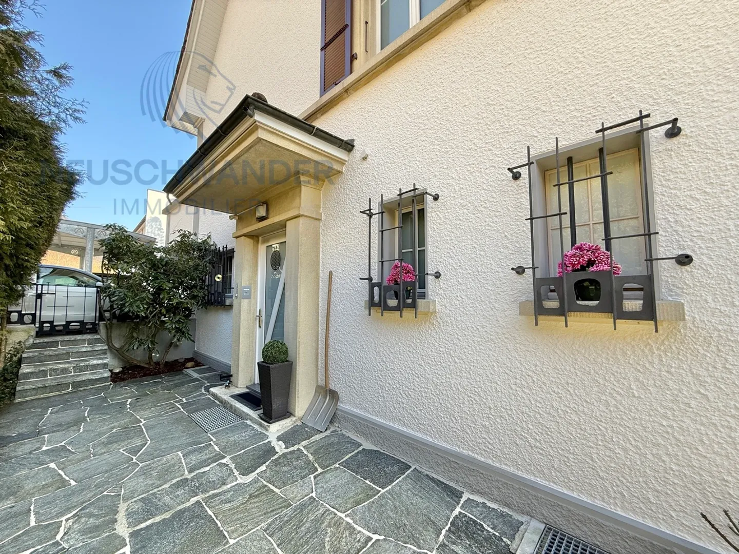 Splendida villa con una vista magnifica e posizione strategica - Foto 23 di 32