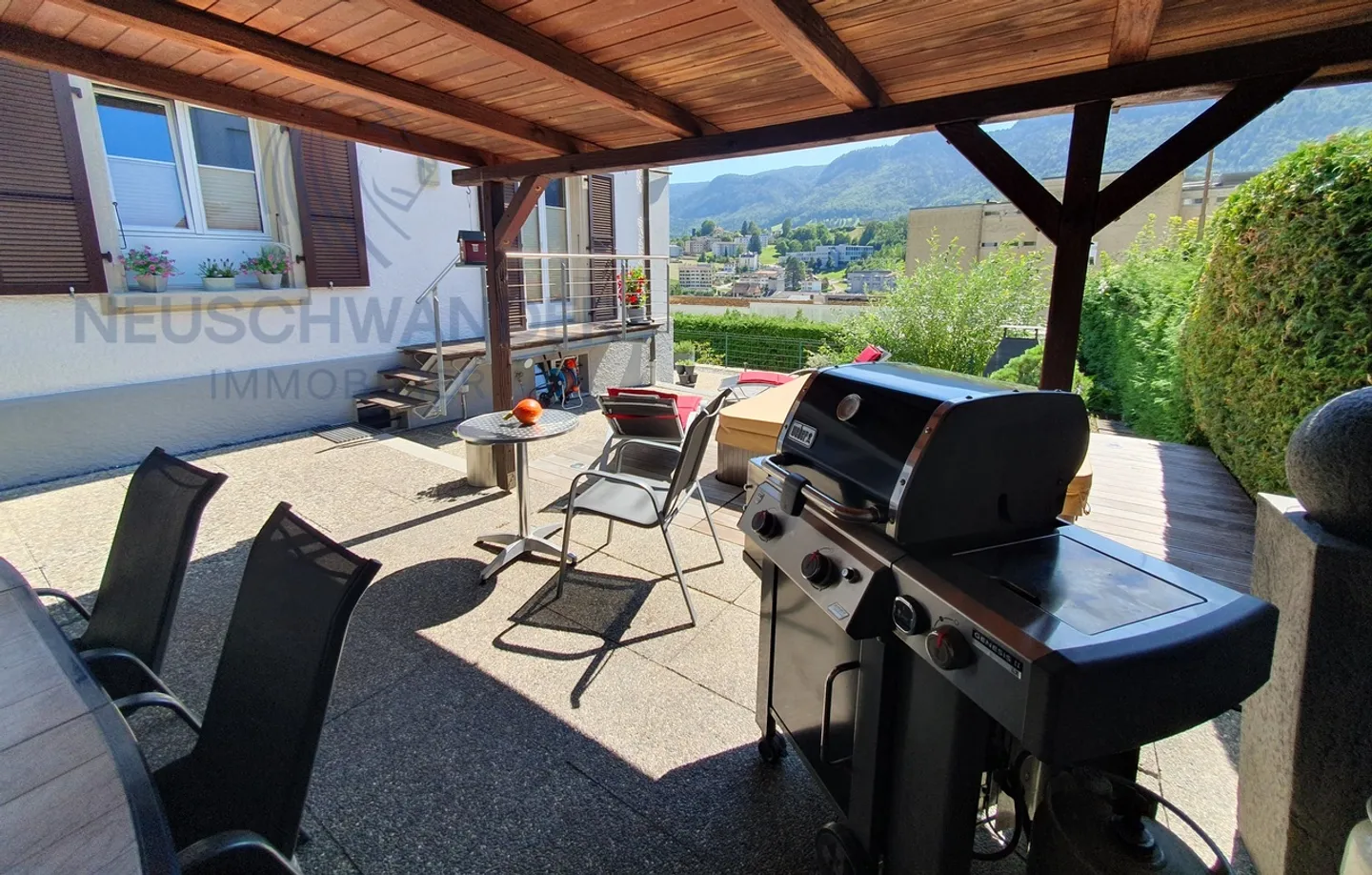 Splendida villa con una vista magnifica e posizione strategica - Foto 28 di 32