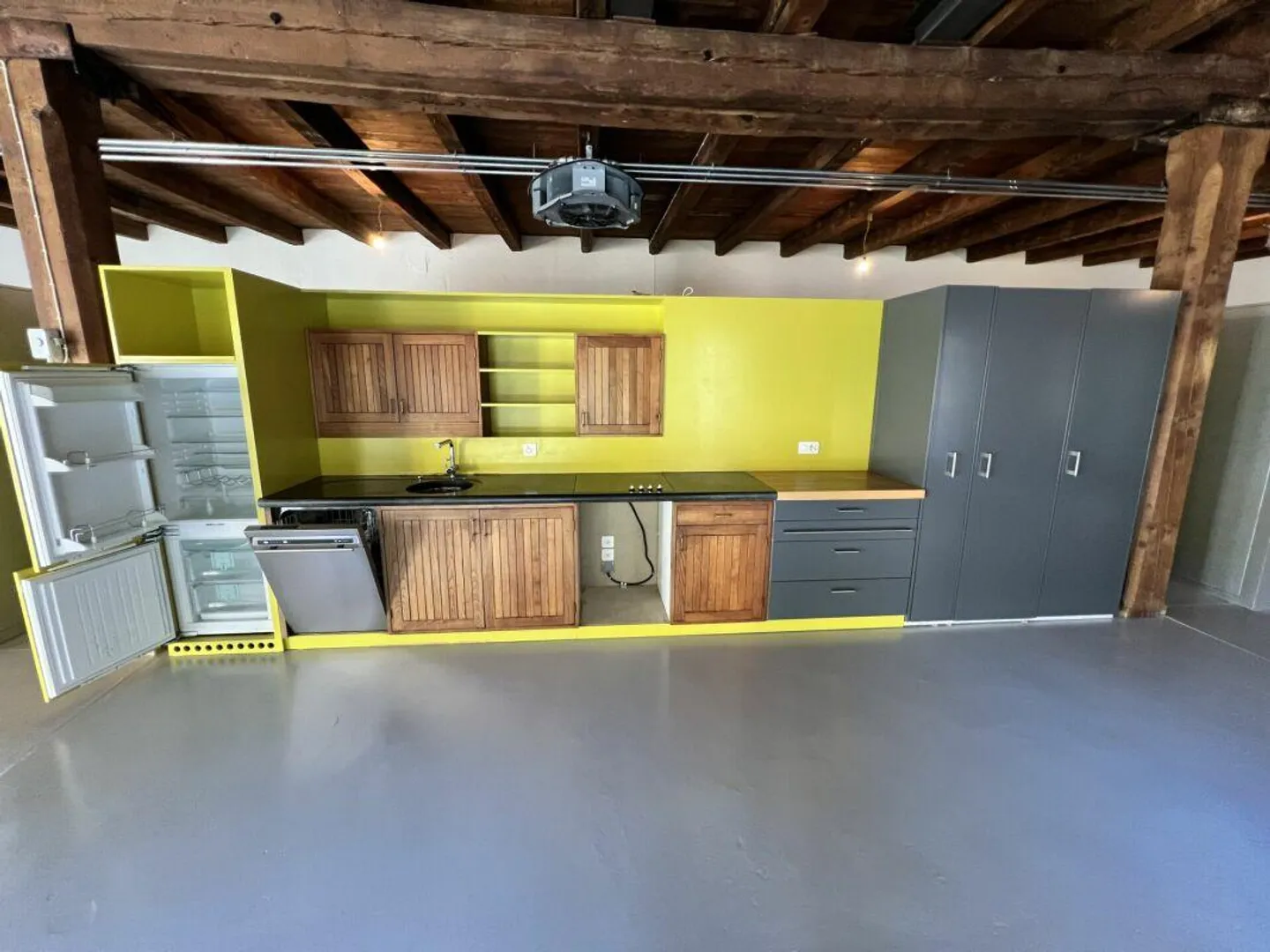 Loft Appartement Rez-de-Chaussée + Chambre - Photo 3 sur 13