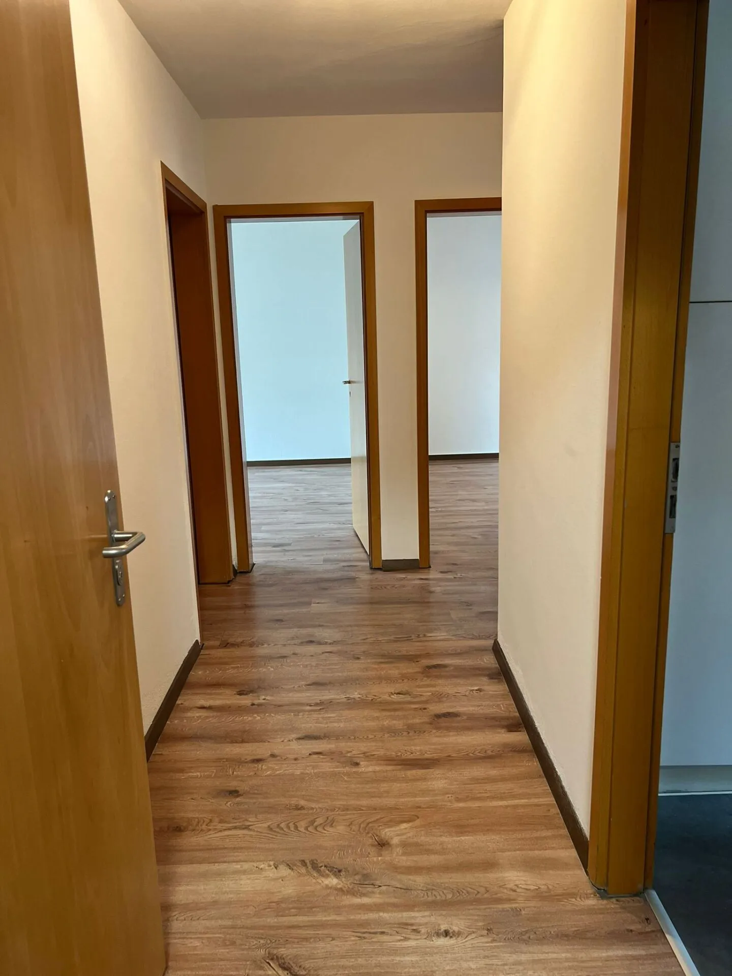 Appartement à louer - Photo 2 sur 8