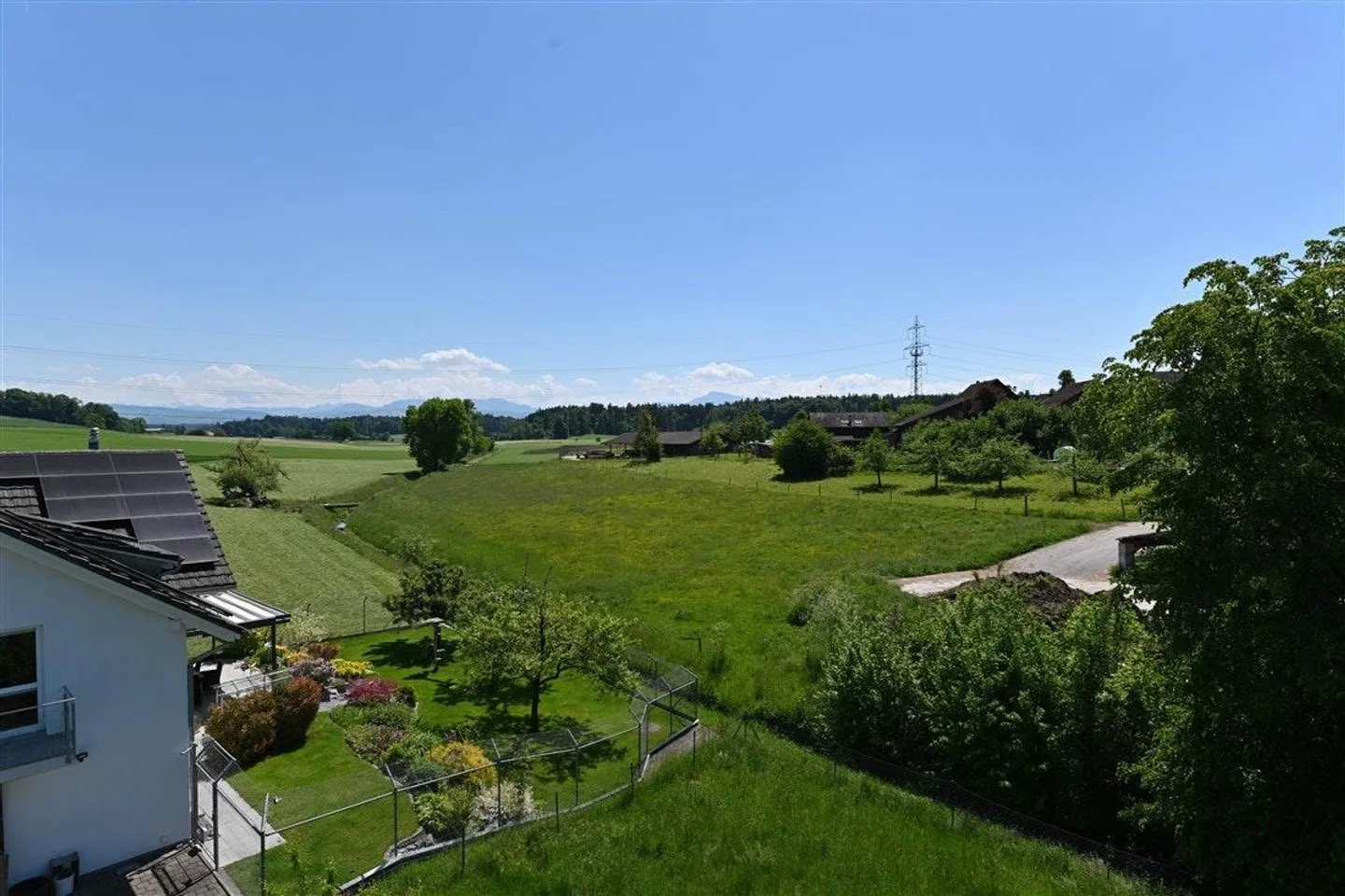 Heavenly living - 5.5 room maisonette penthouse with a view - Photo 1 of 5