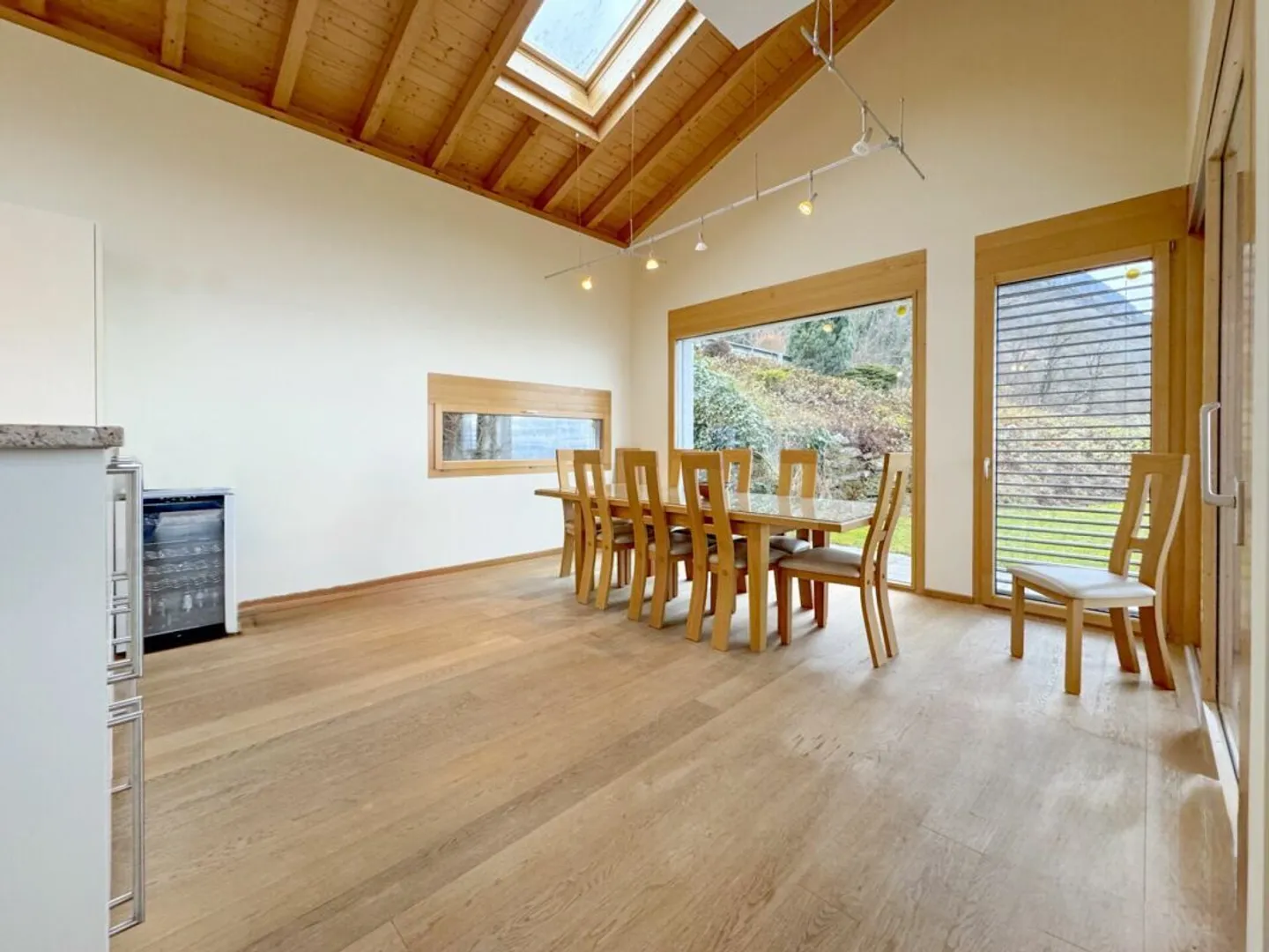 Luxurious architect-designed villa with breathtaking 180° view of Lake Geneva! - Photo 7 of 26