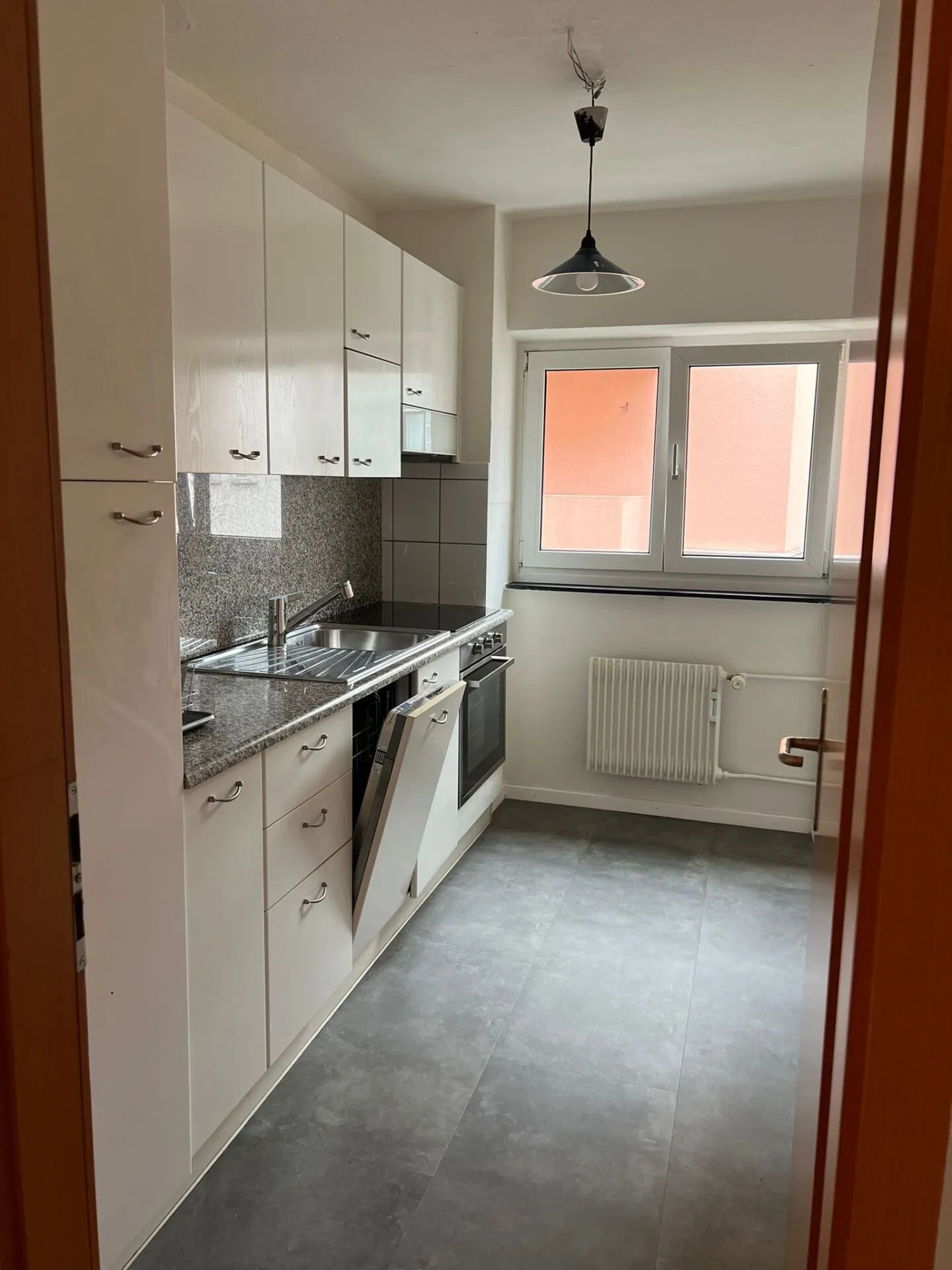 Appartement à louer - Photo 3 sur 8