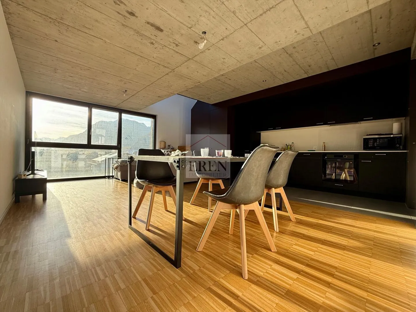 Residential Building - Photo 5 of 13