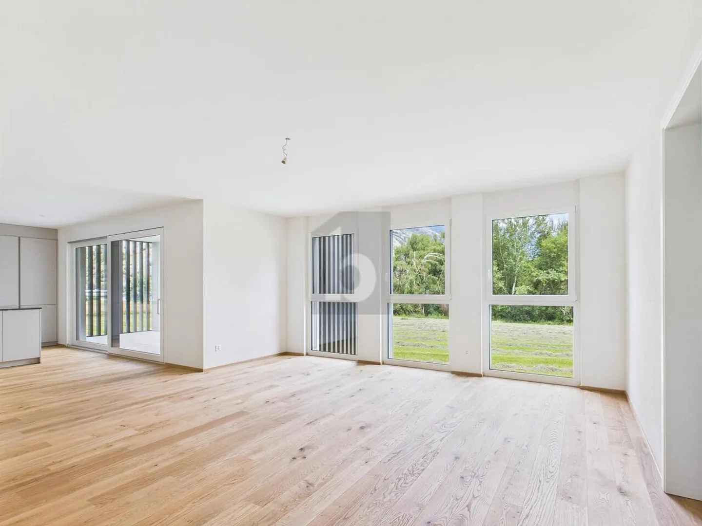 Moderne & sonnige Etagenwohnung in Susten - Foto 2 von 6