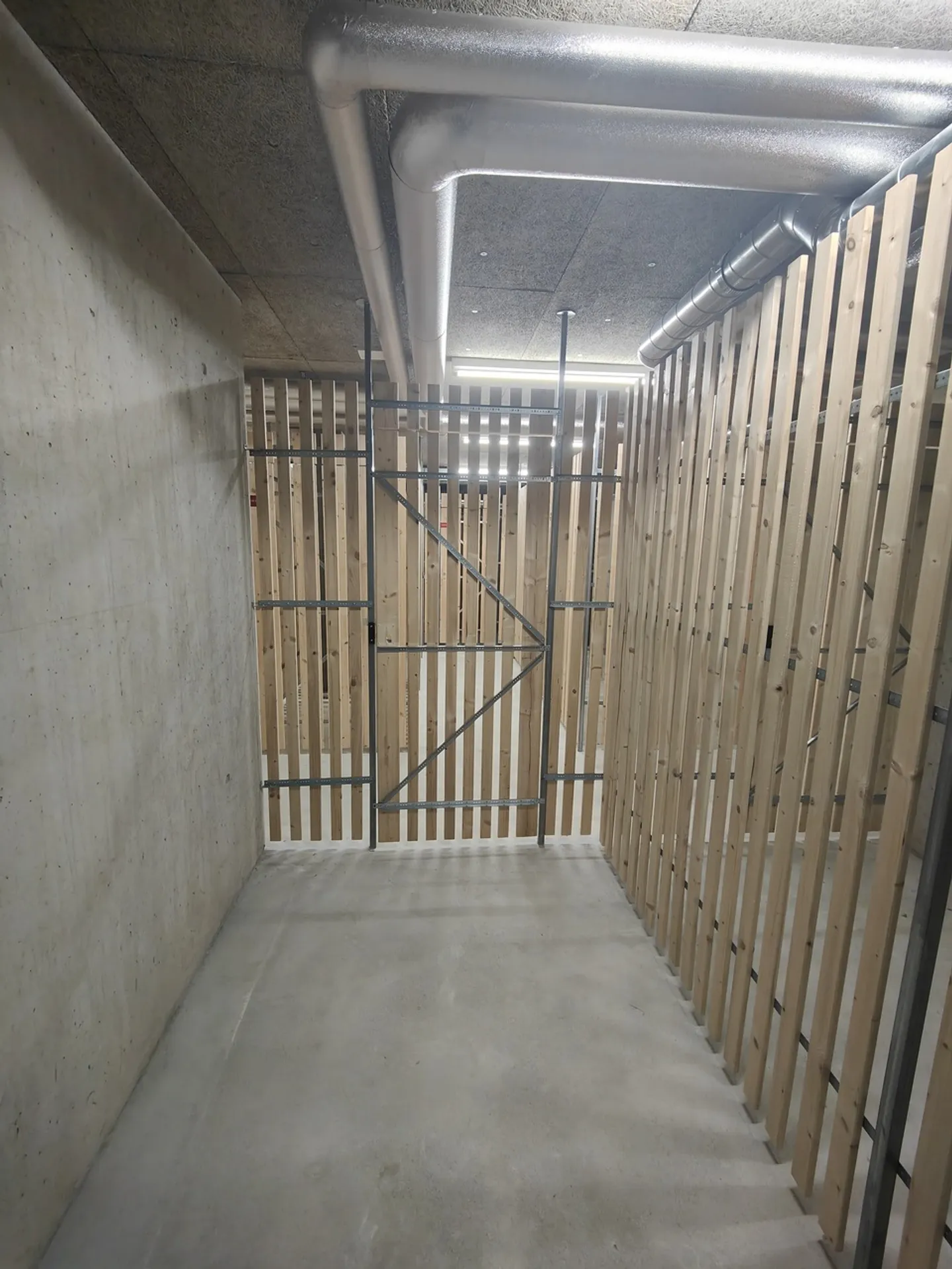 5.32m2 Storage Room Kriens - Nidfeldstrasse 2U - Photo 2 of 9