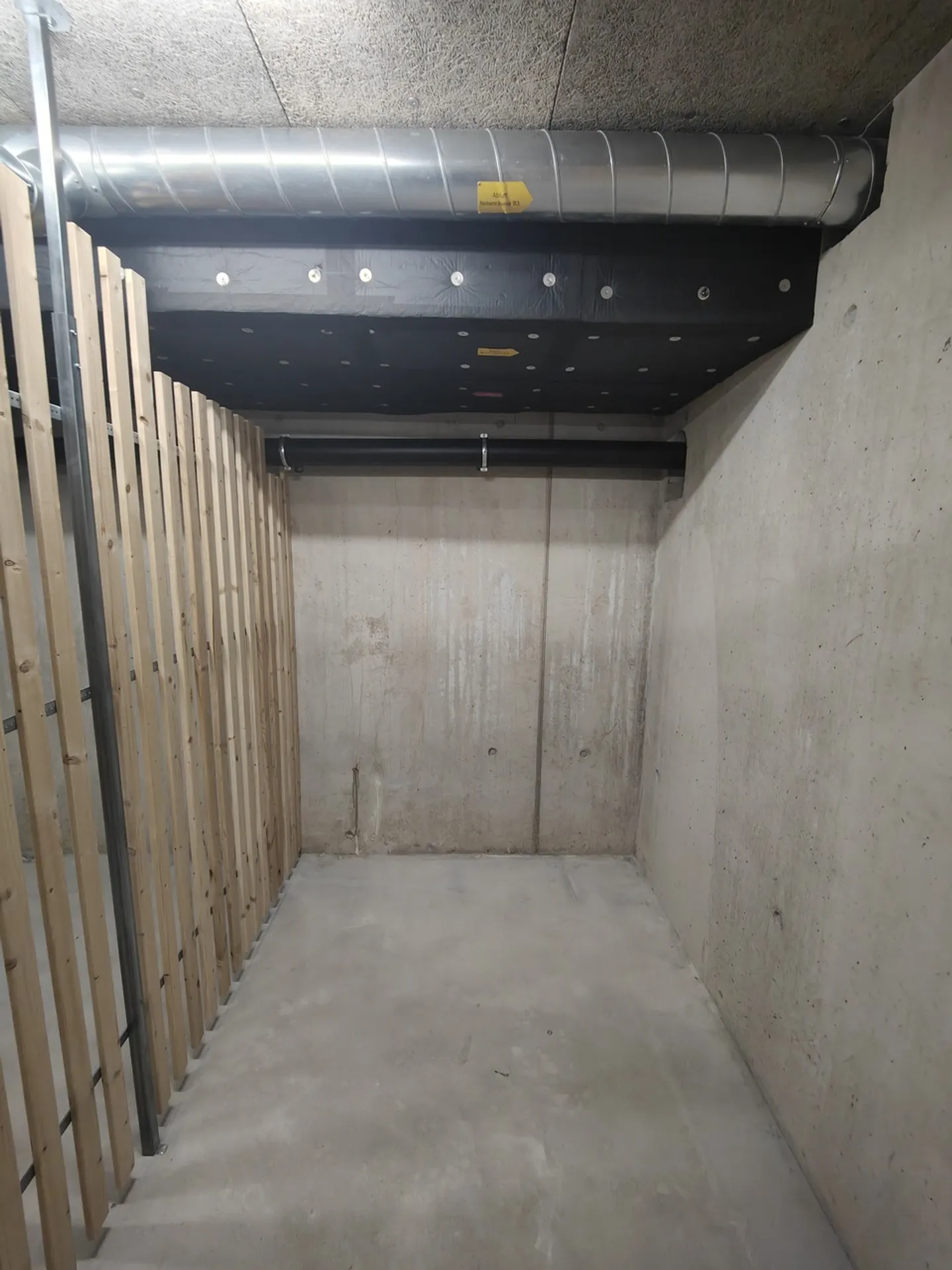5.32m2 Storage Room Kriens - Nidfeldstrasse 2U - Photo 1 of 9