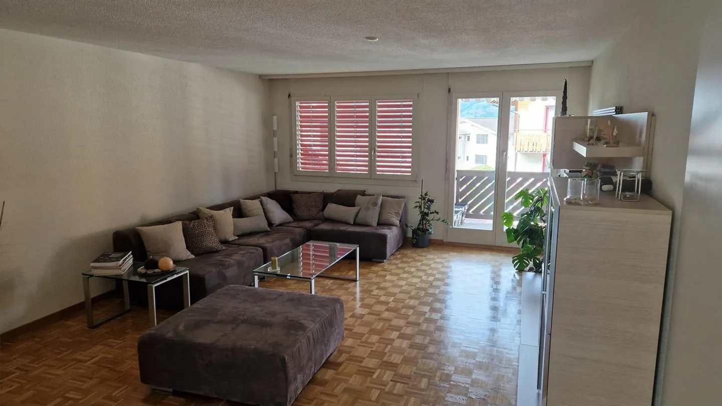Geräumige Wohnung mit Balkon - Foto 4 von 9