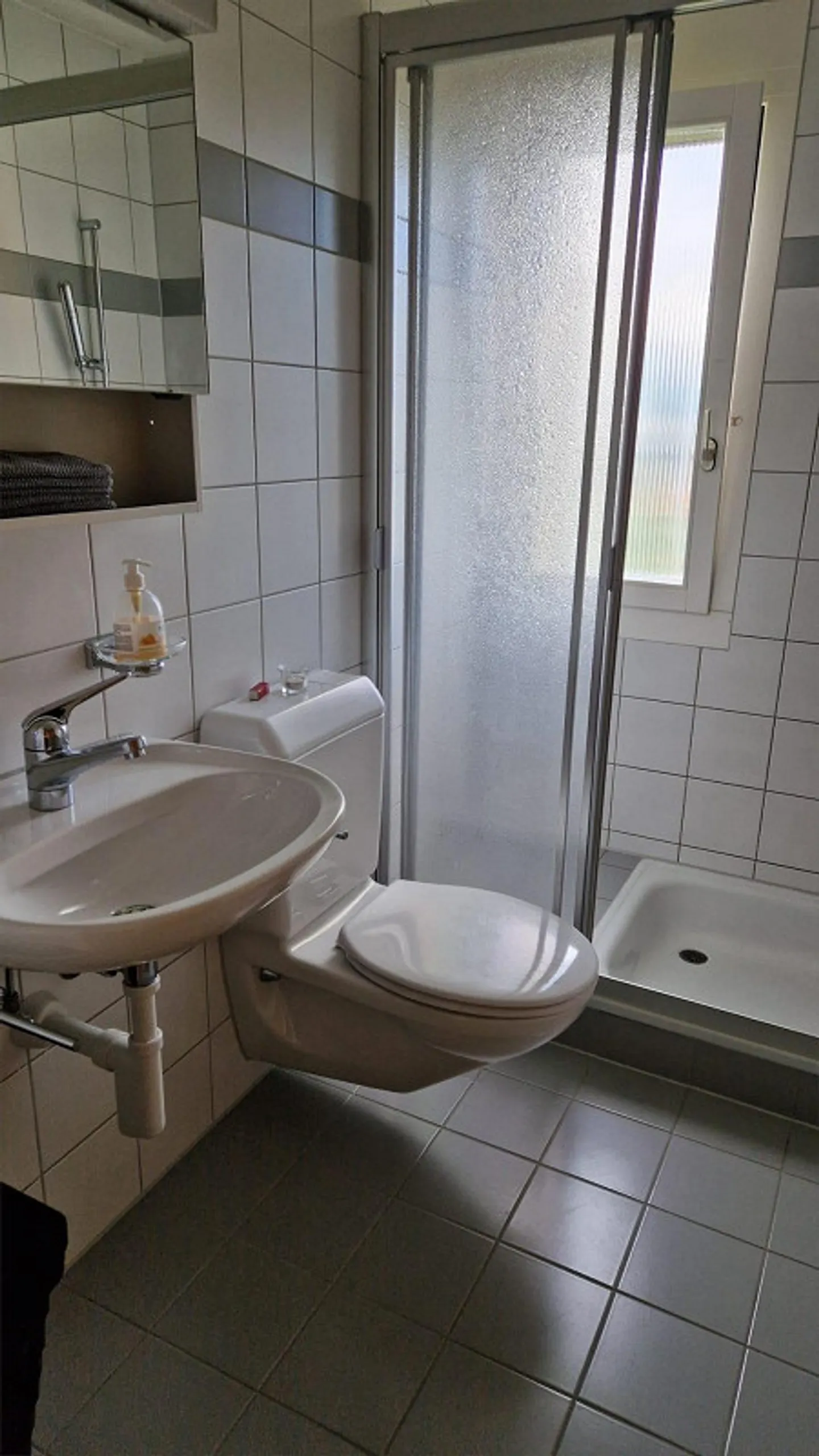 Geräumige Wohnung mit Balkon - Foto 8 von 9