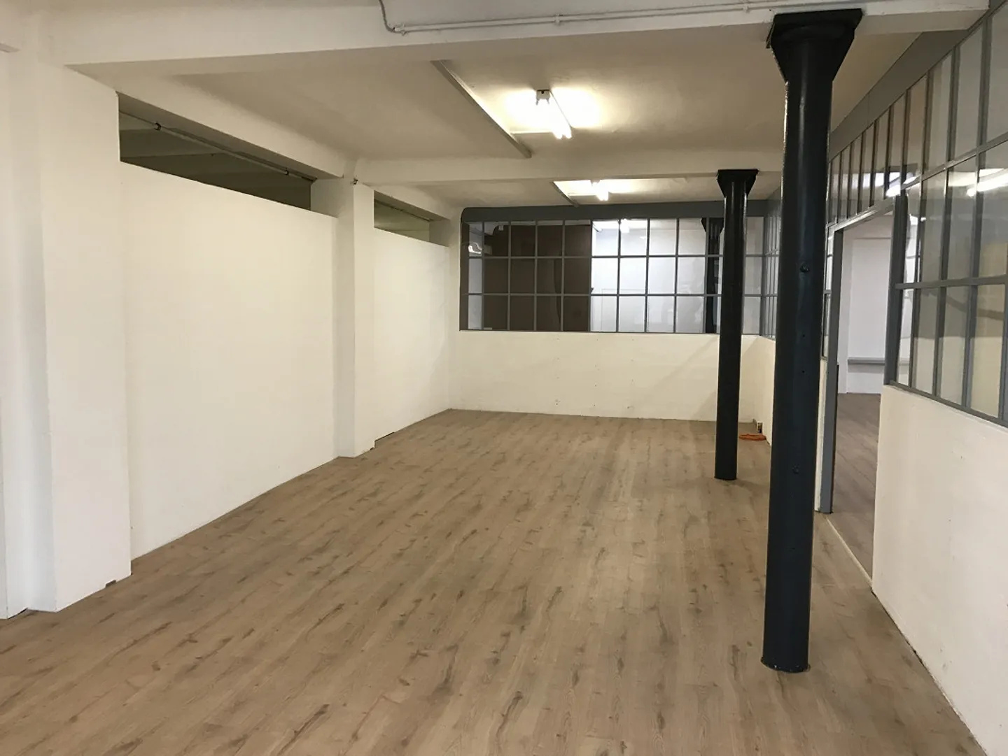 Spazio commerciale per ufficio e studio - Foto 10 di 15