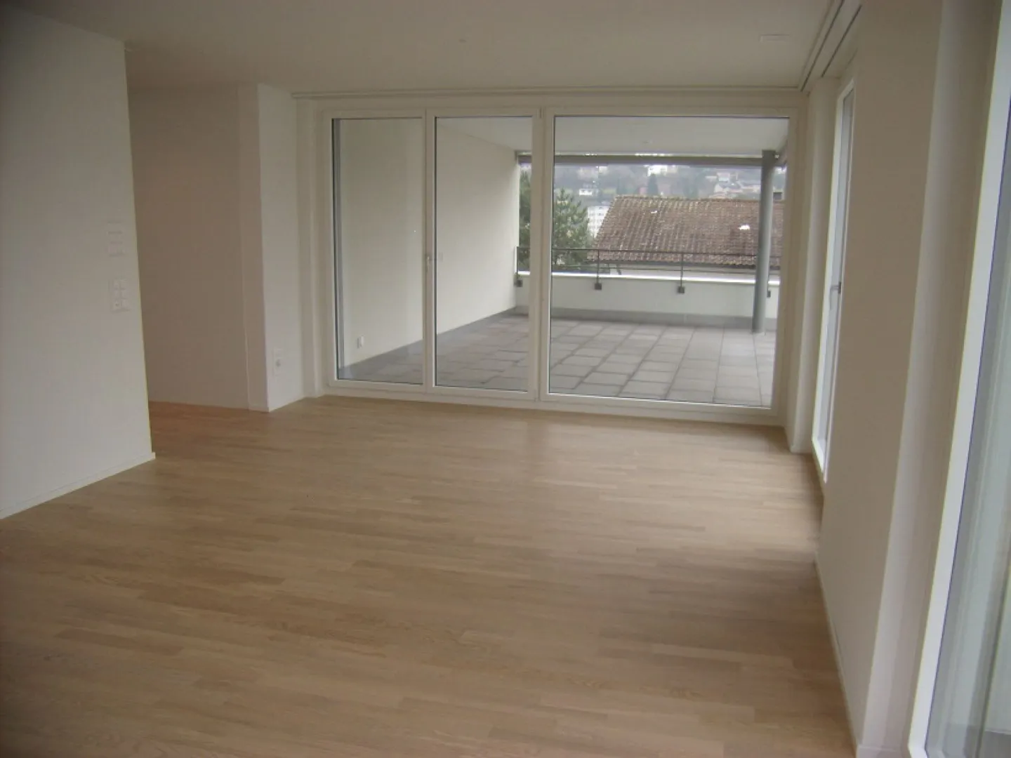Appartamento centrale attico con ampia terrazza - Foto 4 di 9