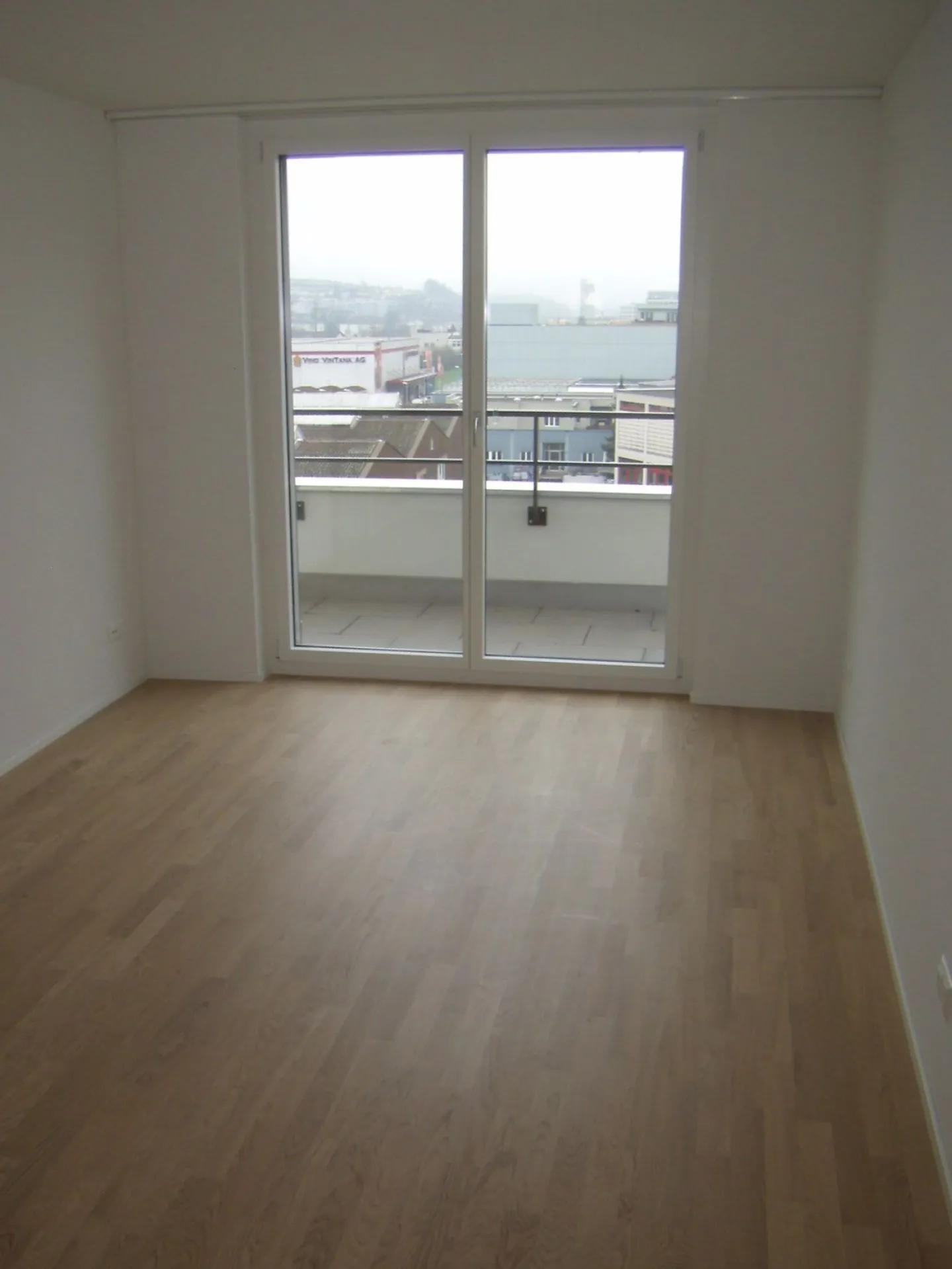Appartamento centrale attico con ampia terrazza - Foto 5 di 9