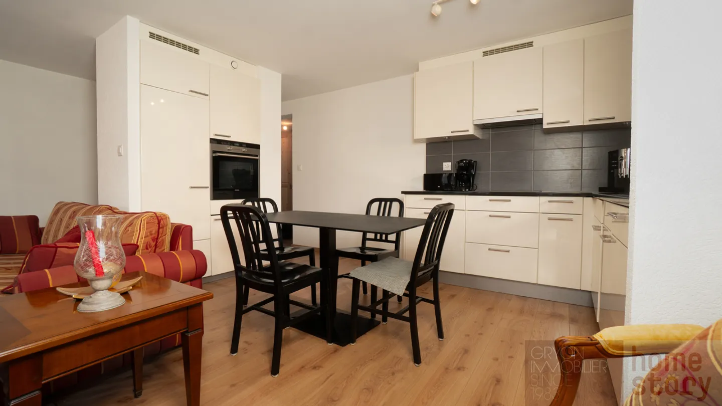 Cozy 3.5-room Minergie apartment with mountain view in Gryon - Photo 3 of 16