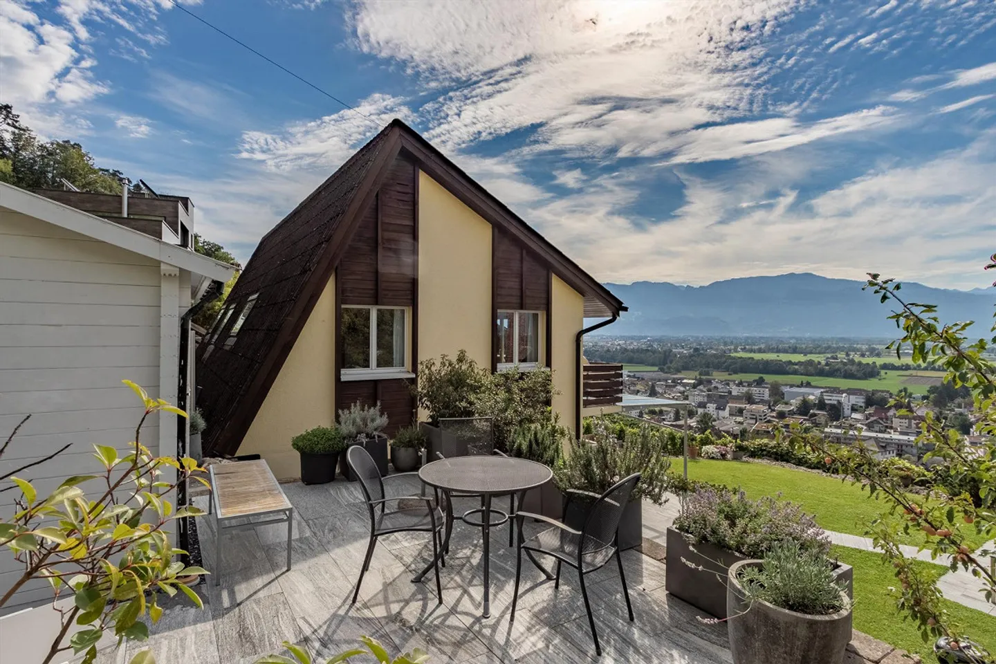 Charmantes Einfamilienhaus mit Aussicht - Foto 9 von 10