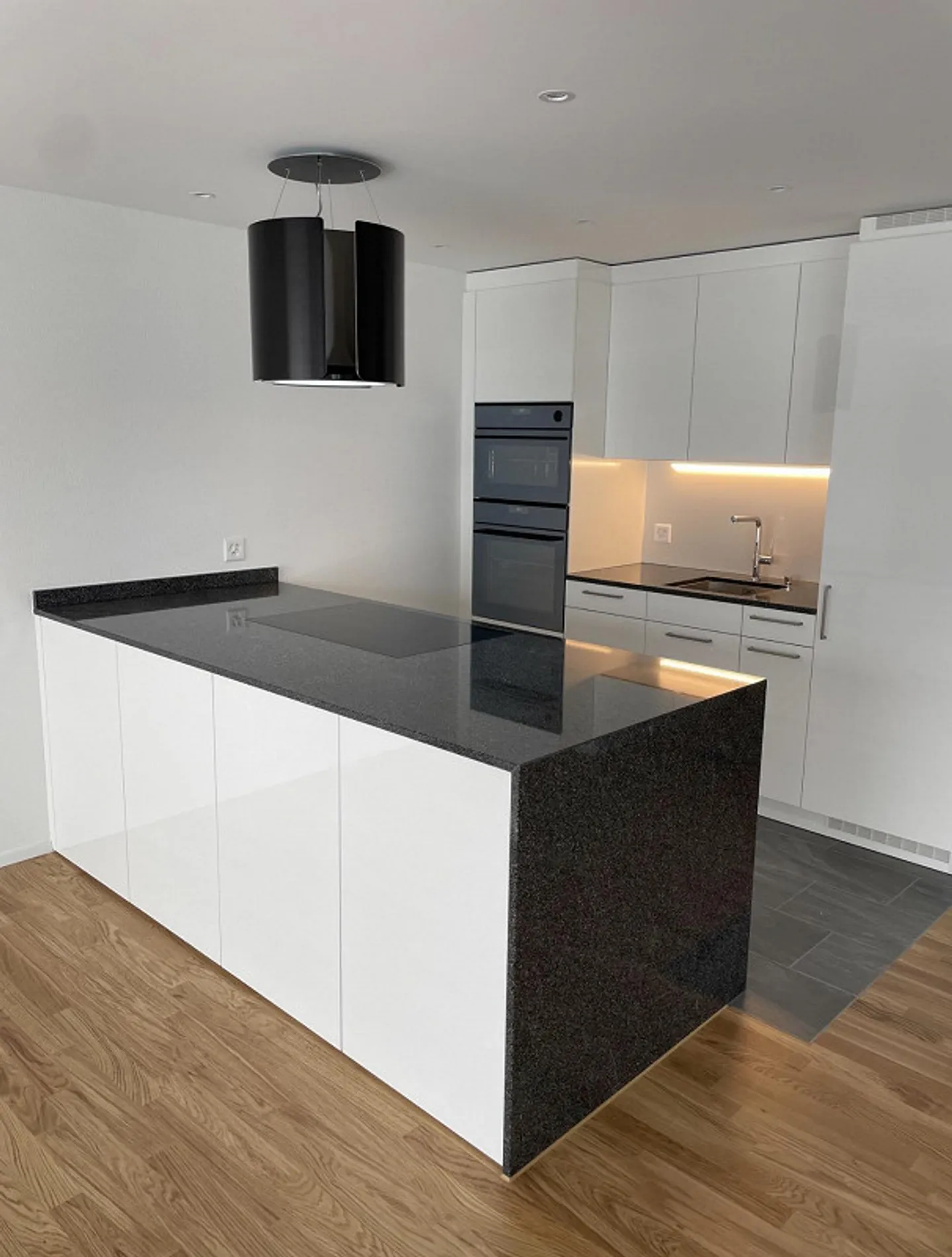 4.5 Room Terrace Apartment - Photo 1 of 9