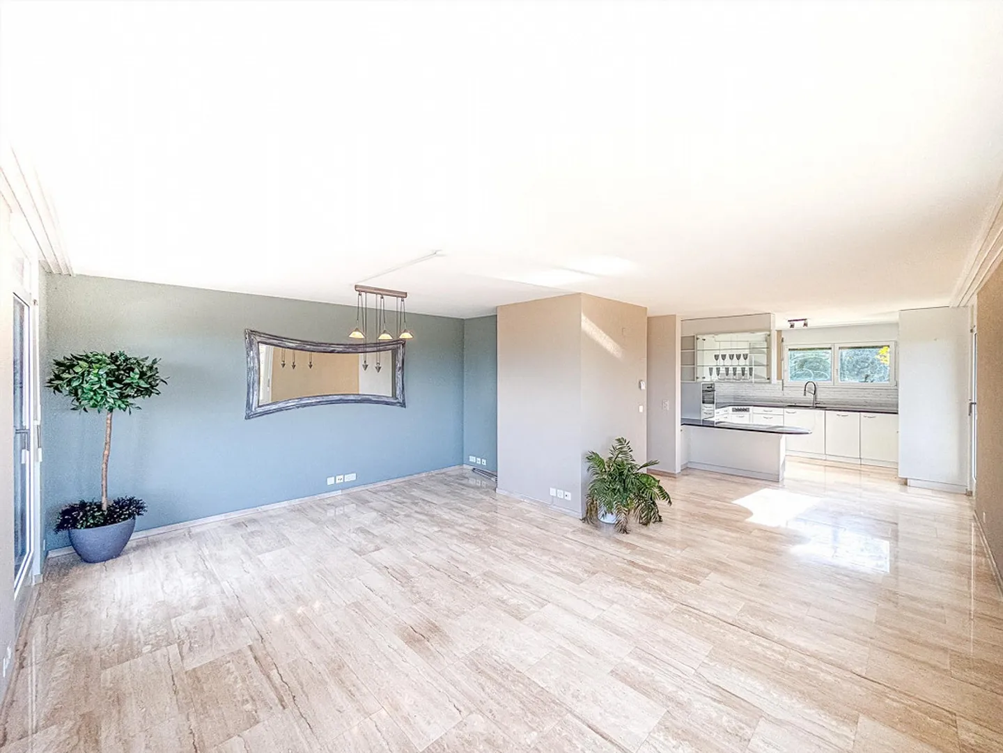 Zuhause, wo Basel den Horizont berührt - Foto 3 von 13