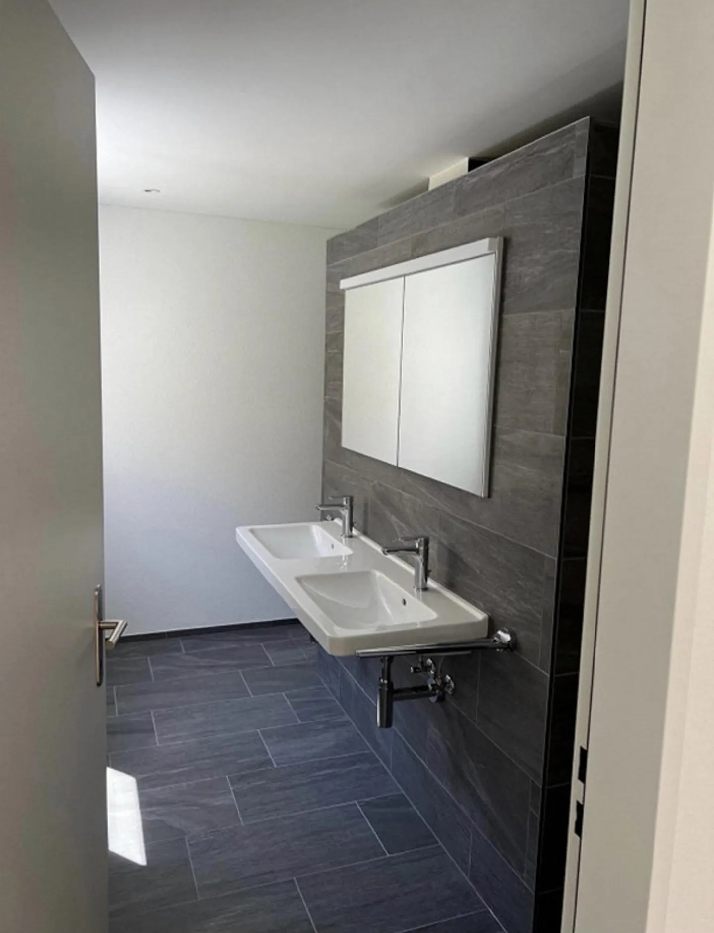 4.5 Room Terrace Apartment - Photo 4 of 9